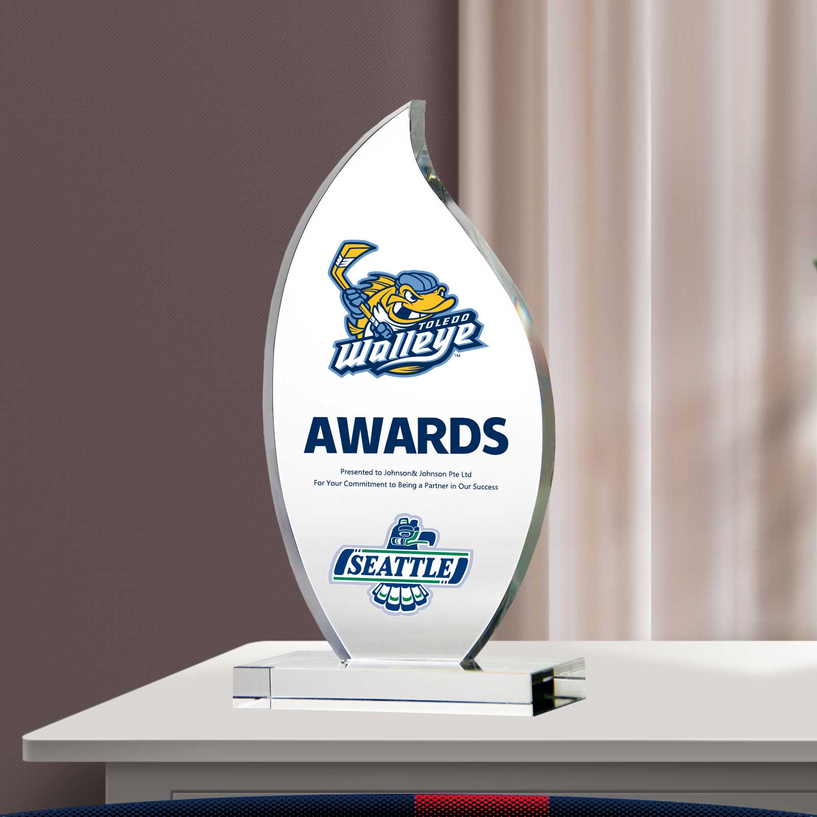 Leslie Crystal Flame Award 3