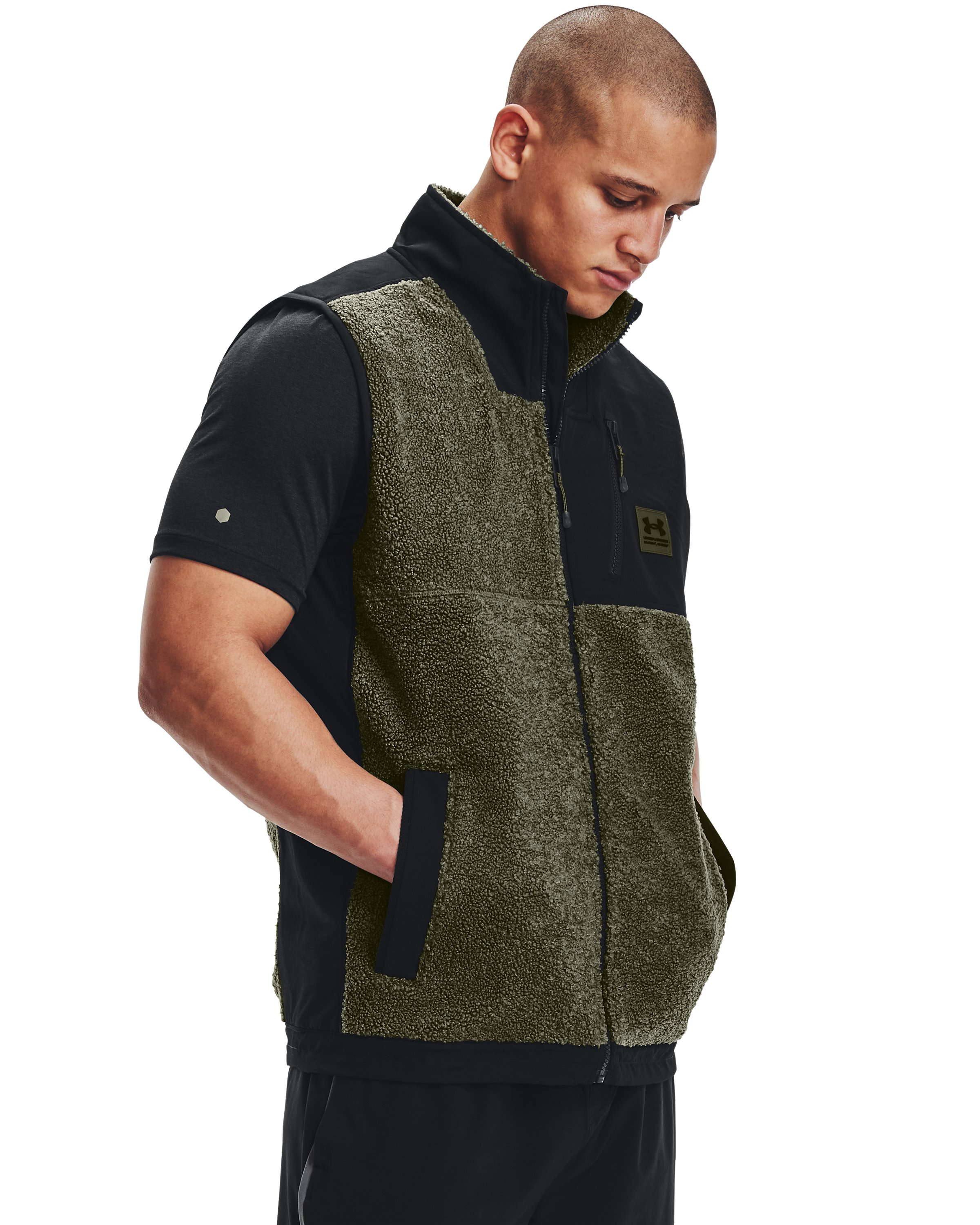 UA Mission Men's Vest 3