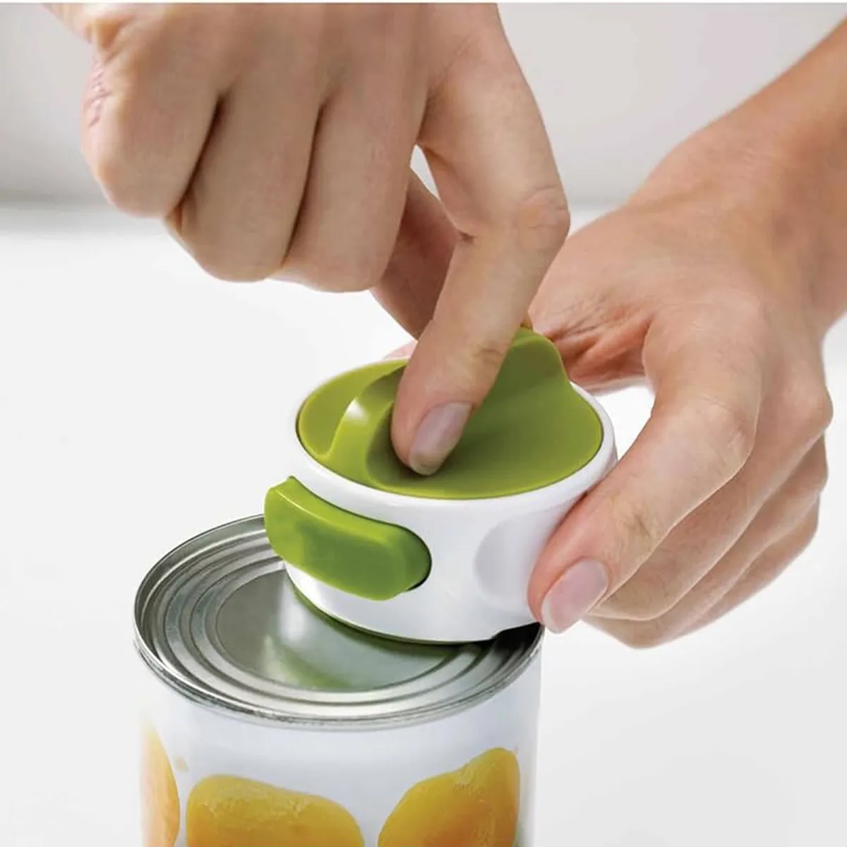Compact Can Opener 3