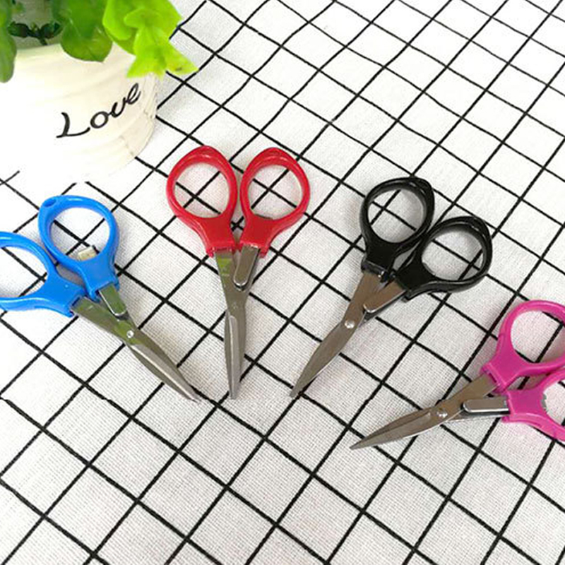 Folding Scissor 2