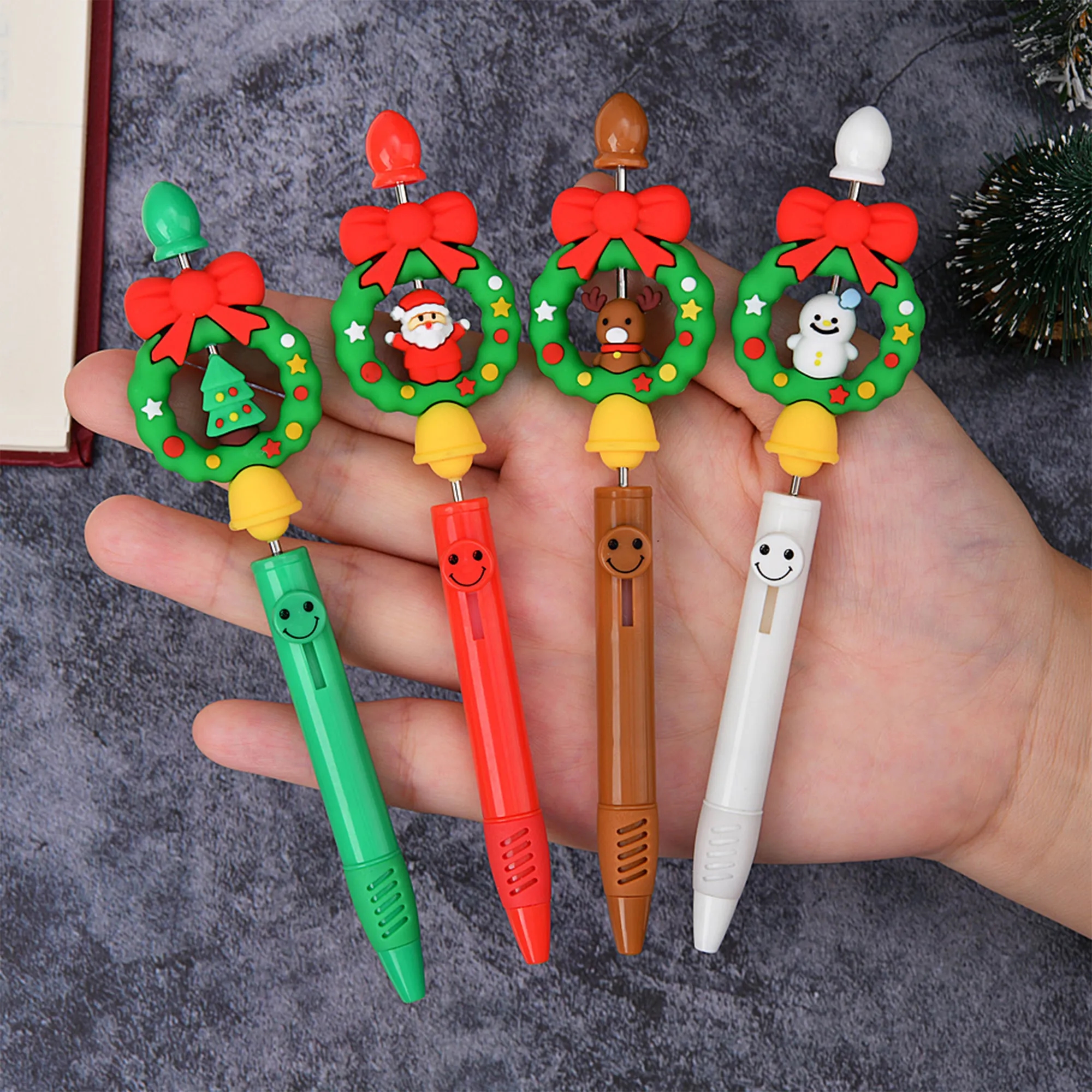 Christmas Rotating Beaded Pen For Festive Gifting 2