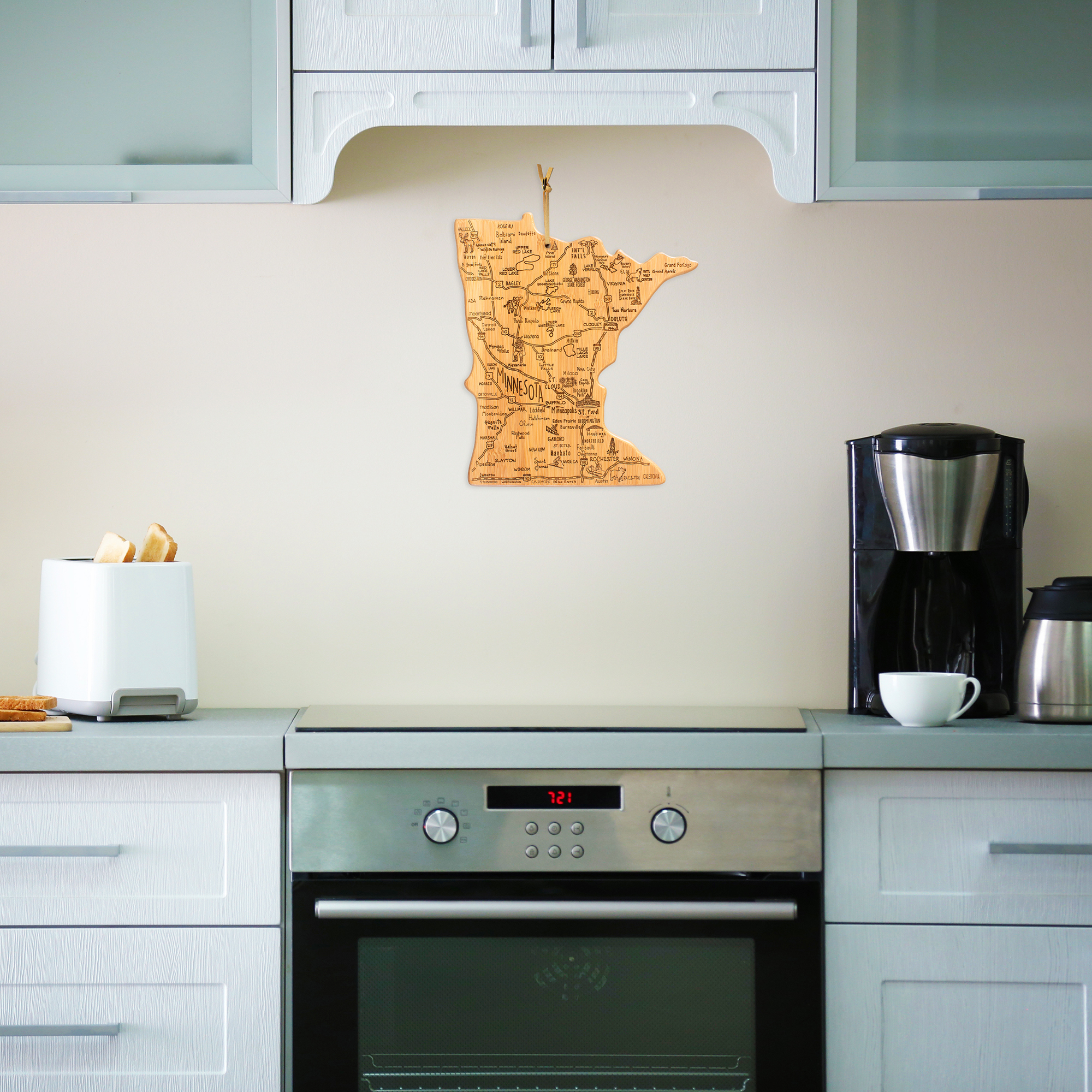 Destination Minnesota Cutting & Serving Board 1