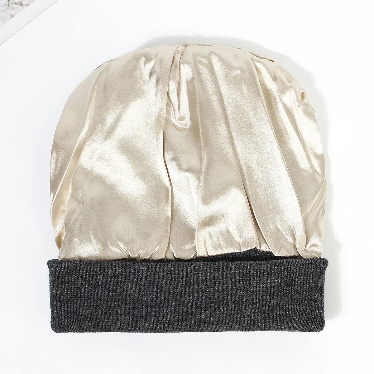 Womens Satin Lined Knit Beanie Hat 3