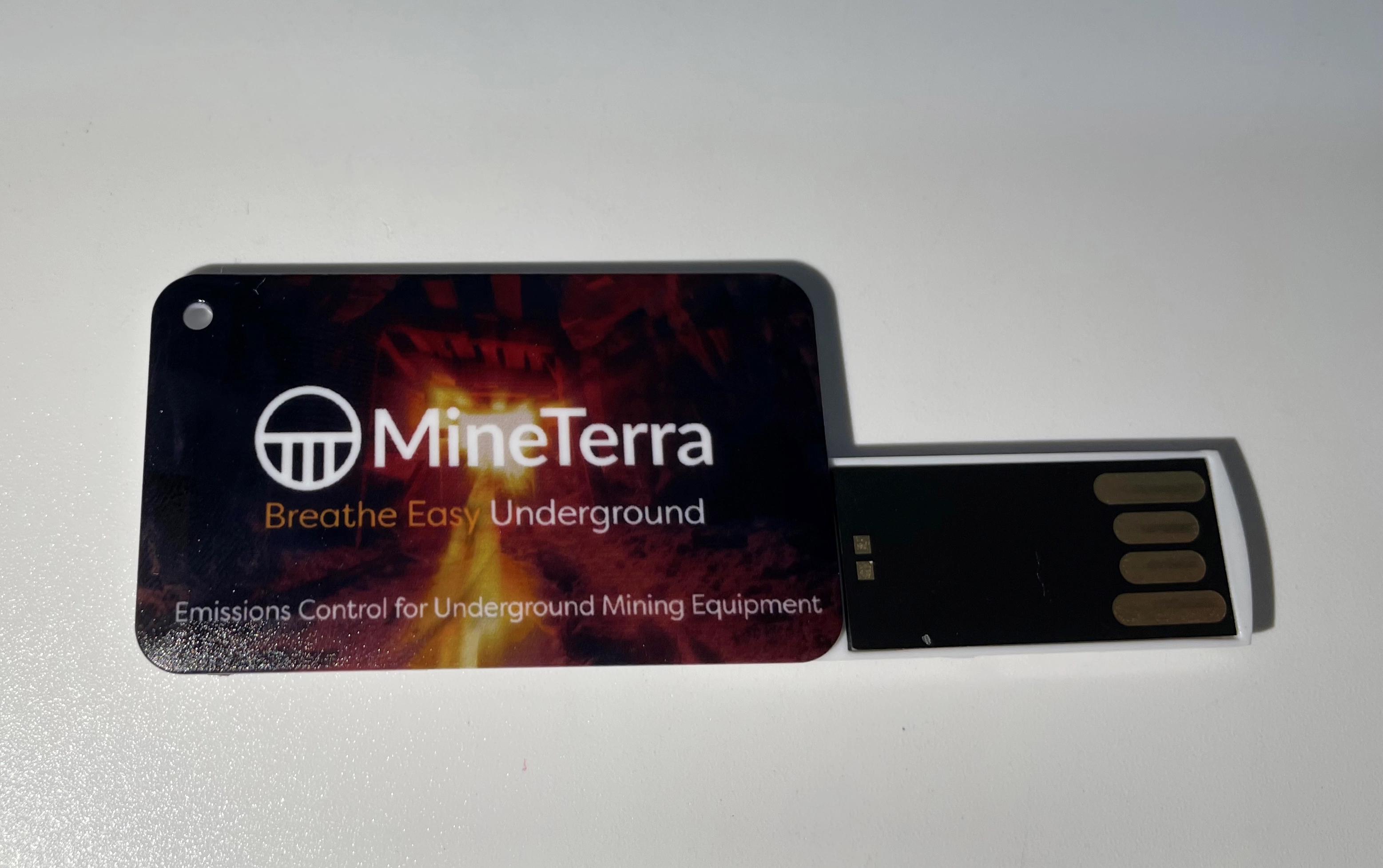 Mini Laguna USB Flash Drive 1