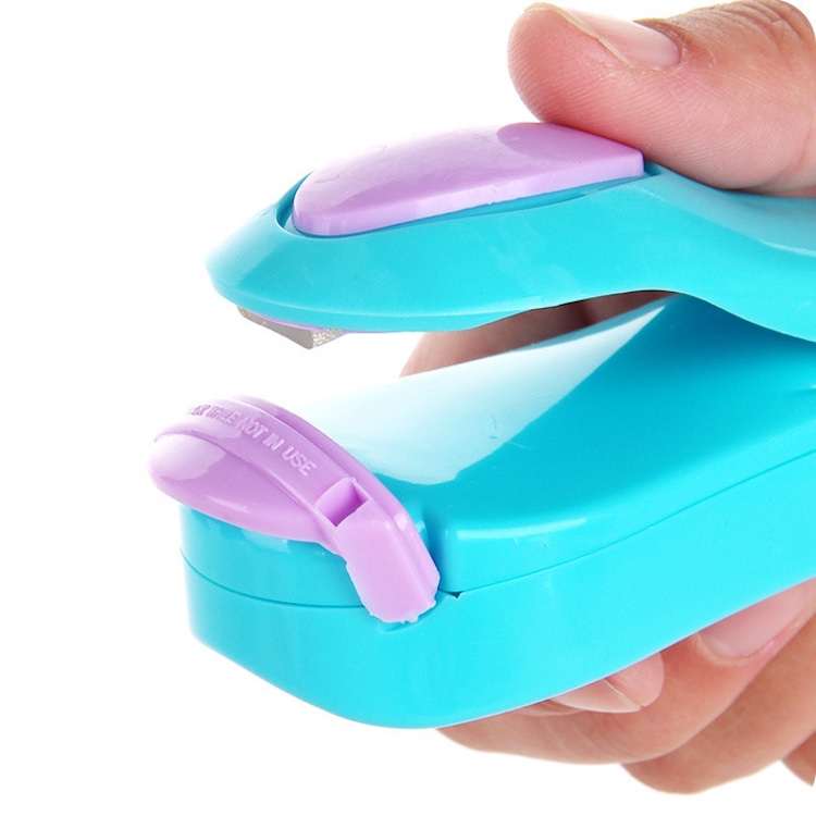 Mini Portable Plastic Food Bag Handheld Heat Sealer 6