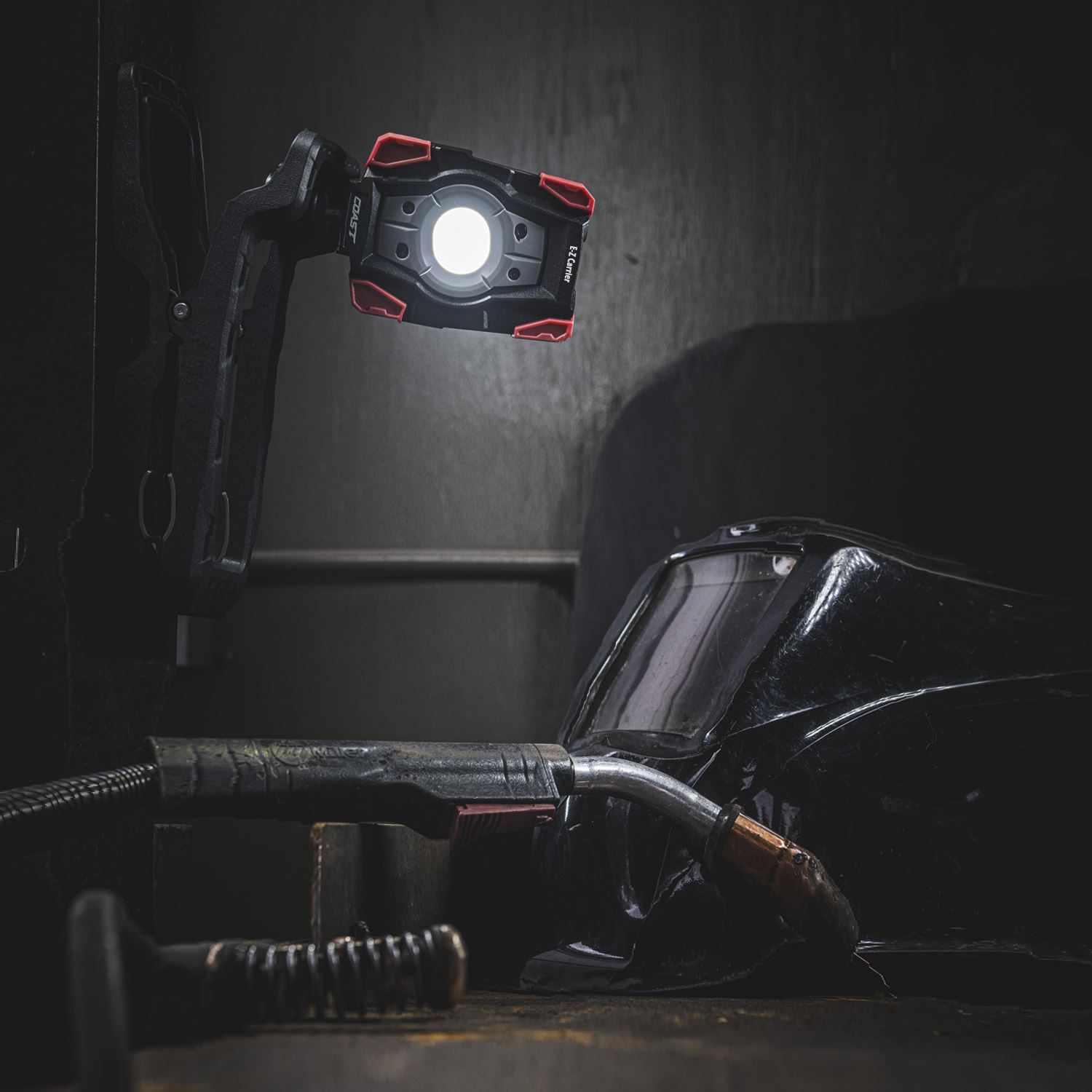 Coast® Rechargeable Clamp Light 7