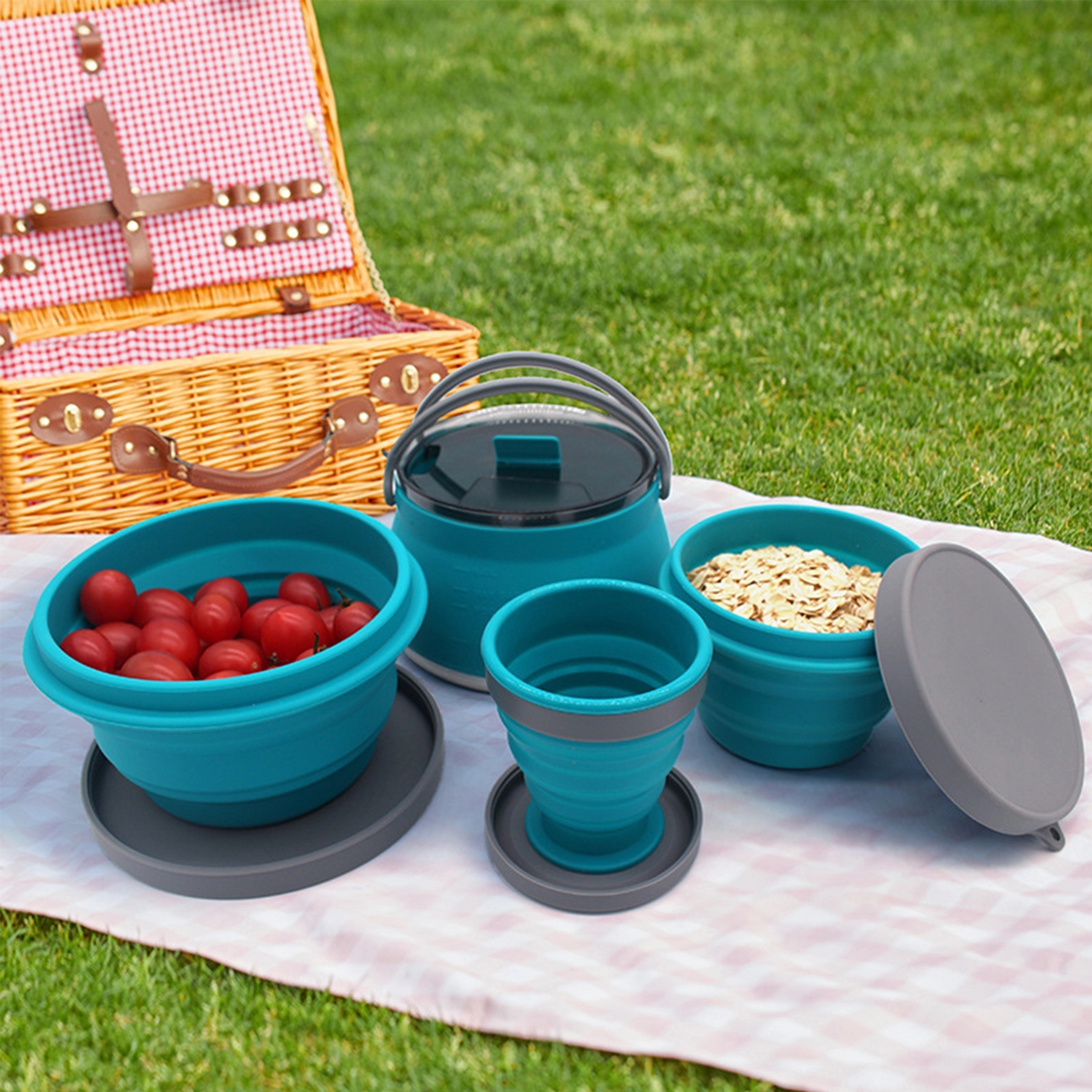 Outdoor Portable Kettle Folding Silicone Teapot Set 3