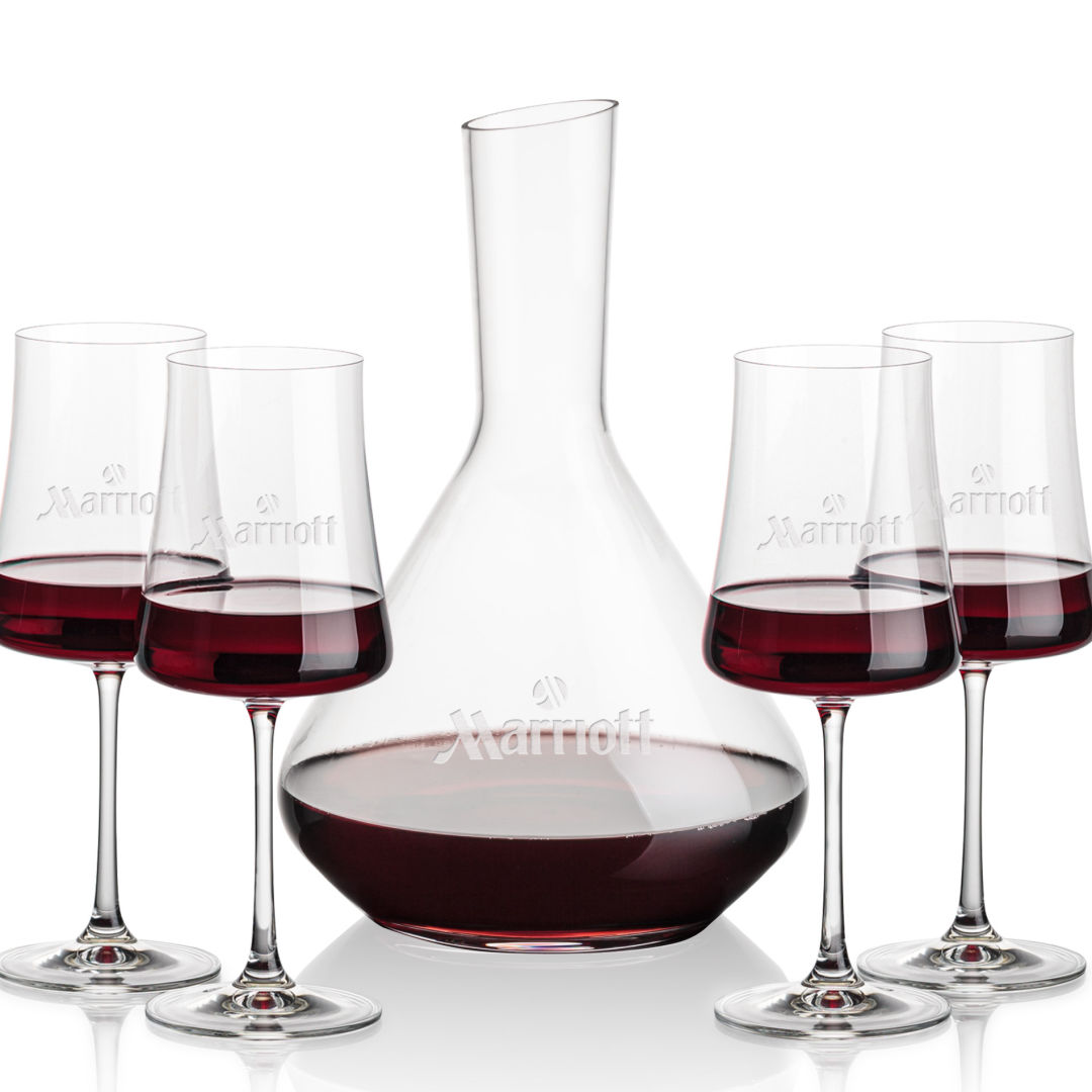 Terrassa Carafe & Dakota Wine 6