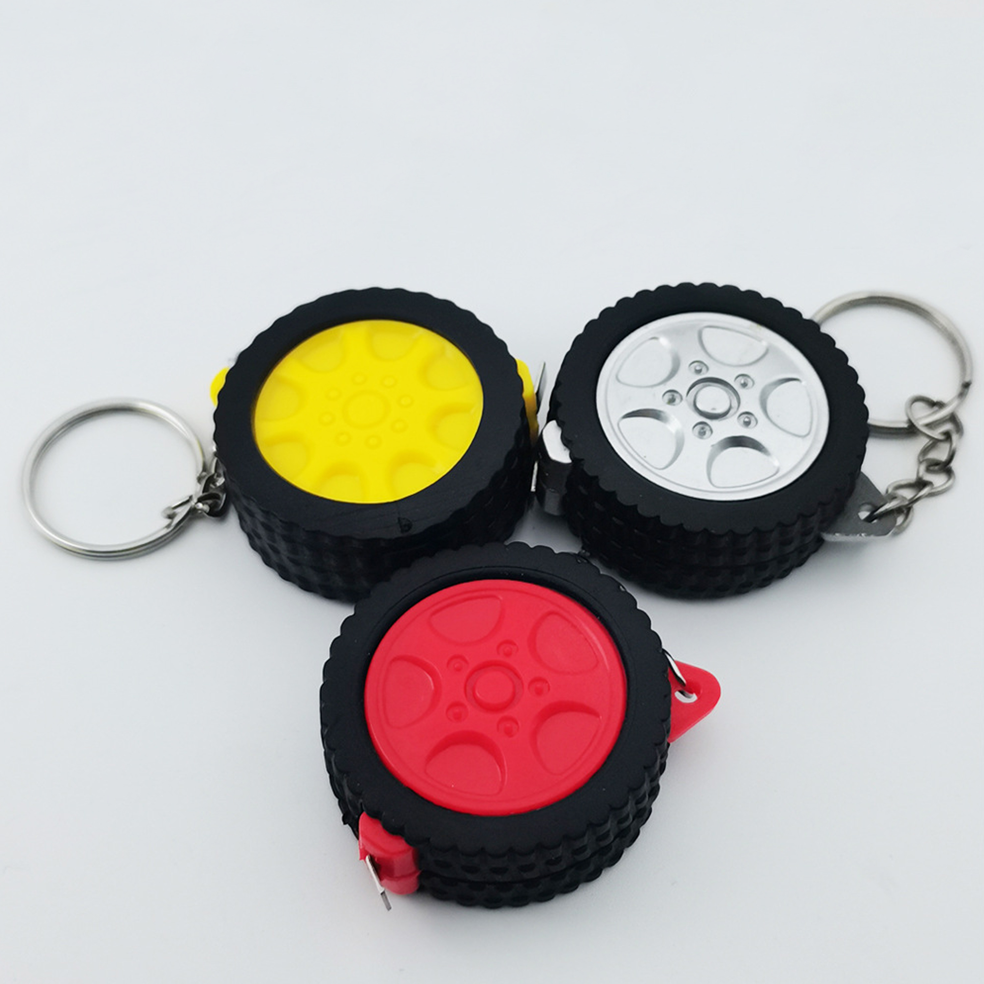 Retractable Mini Keychain Tire Shape Tape Measure 2