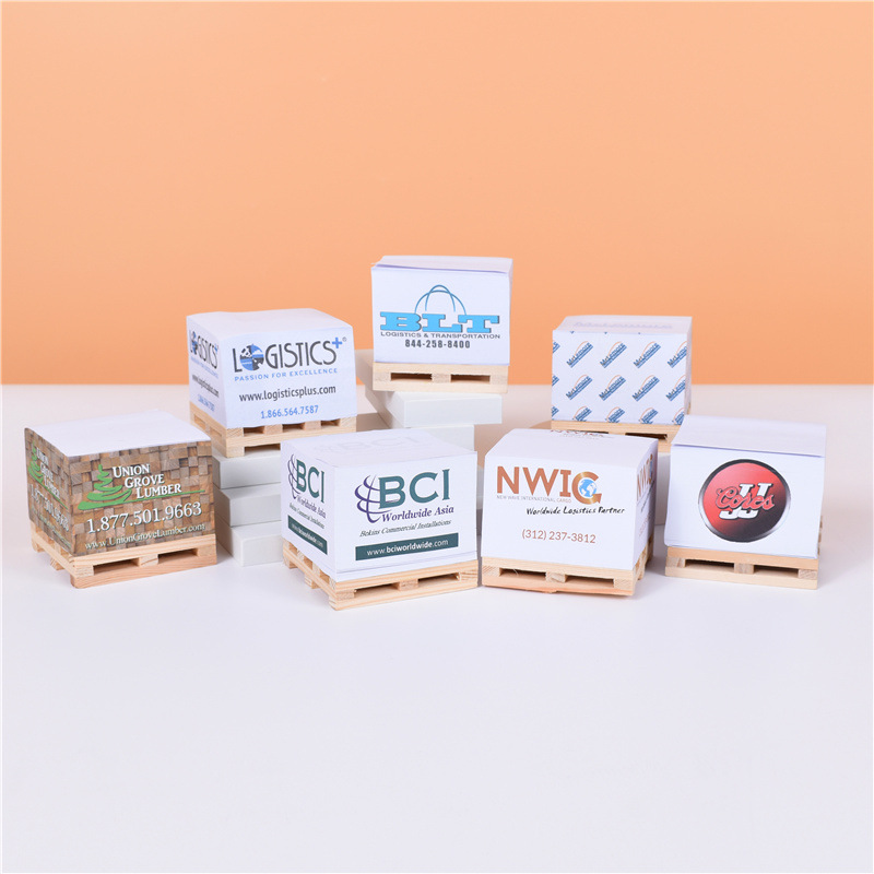 Custom Wooden Pallet Cube Sticky Notes 1