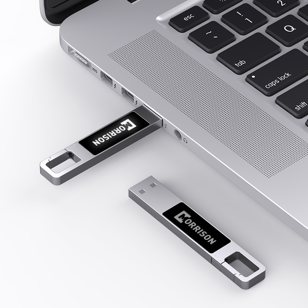 Clearing Light-Up USB with Hook 8