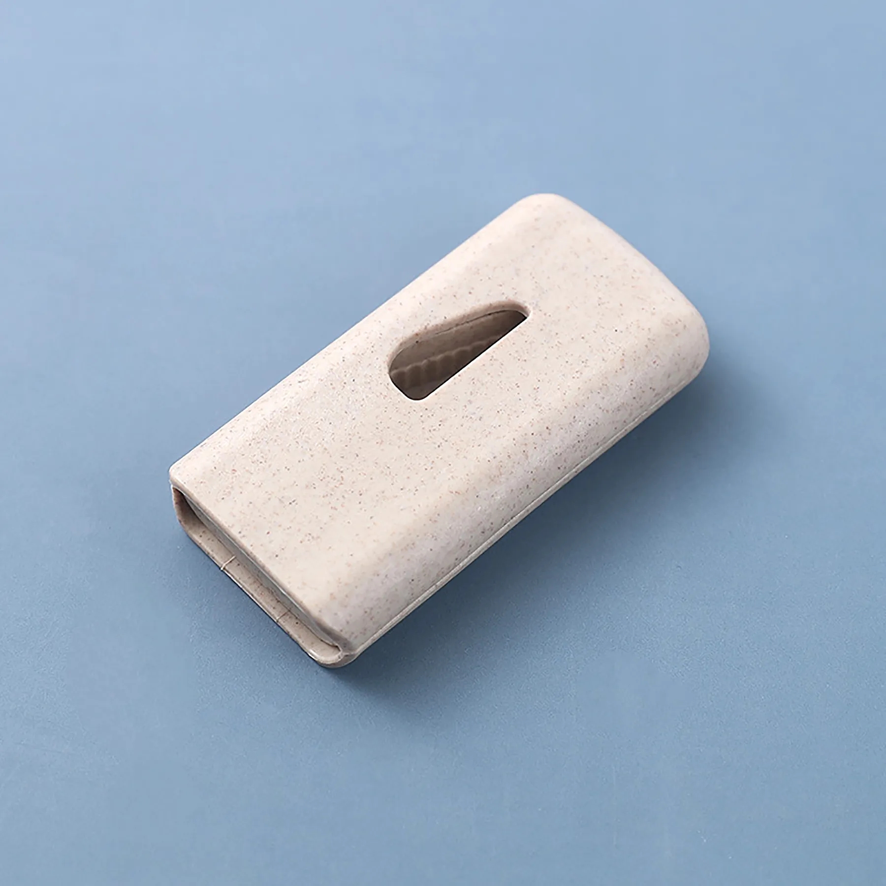 Pill Cutter Splitter with Stainless Steel Blade for Cutting 2