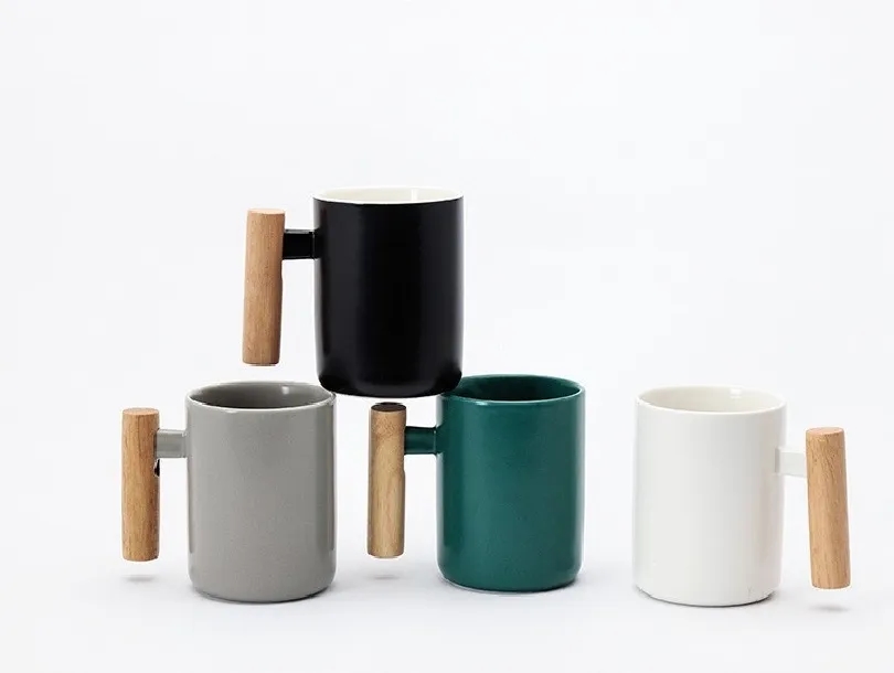 Wooden handle mug set 3