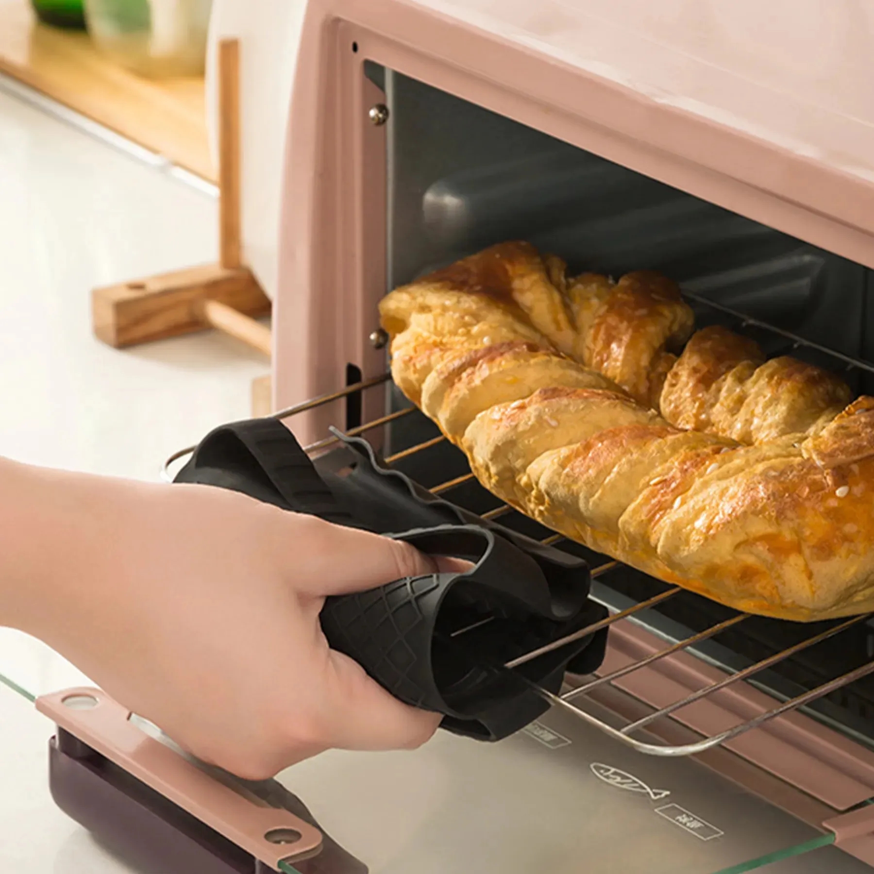 Silicone Anti-scald insulated toast bread clips 2