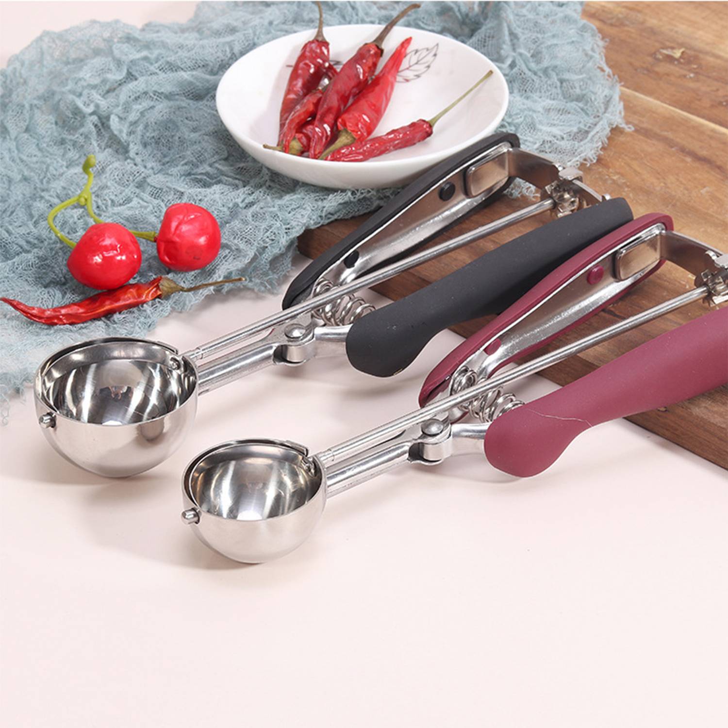 Stainless Steel Ice Cream Dessert Scoop 2