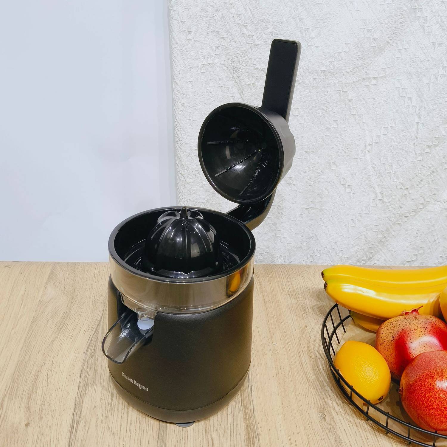 8Oz Durable & Efficient Electric Fruit Juicer 4