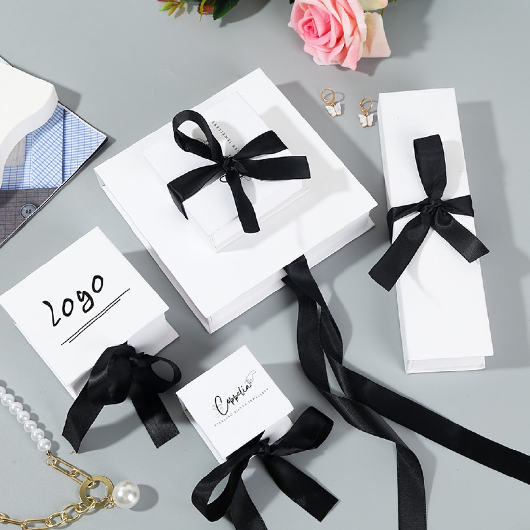 Ribbon gift box 6