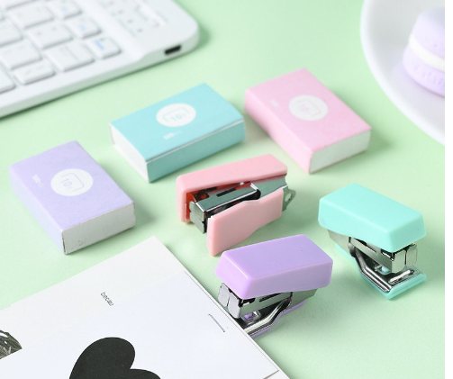 Office Portable Mini Stapler with Staple 1