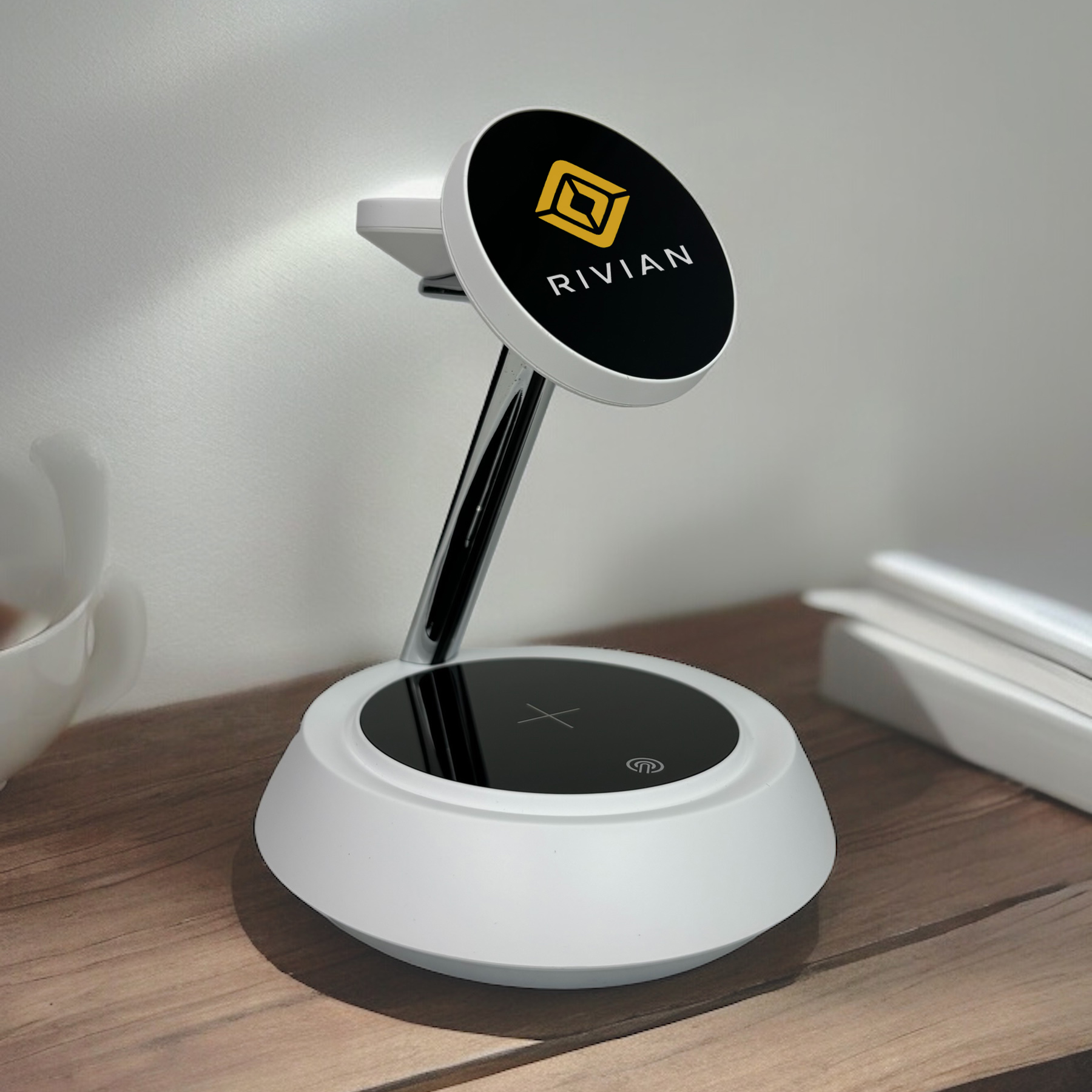 Phoenix Qi 3-in-1 Wireless Charger with Ambient LED Lighting