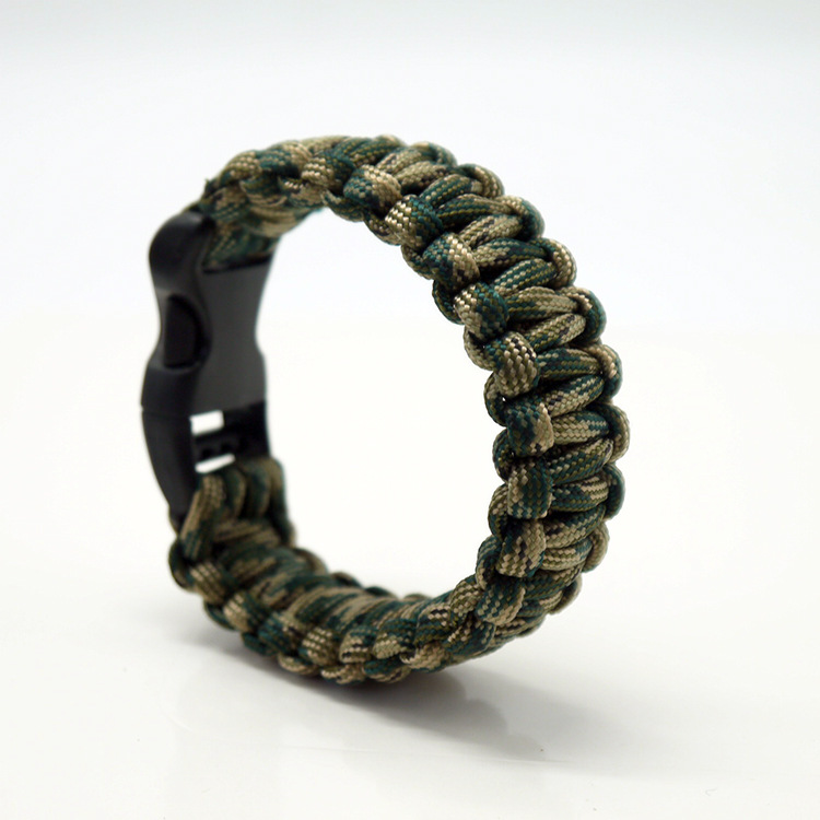 Paracord Survival Bracelet 1