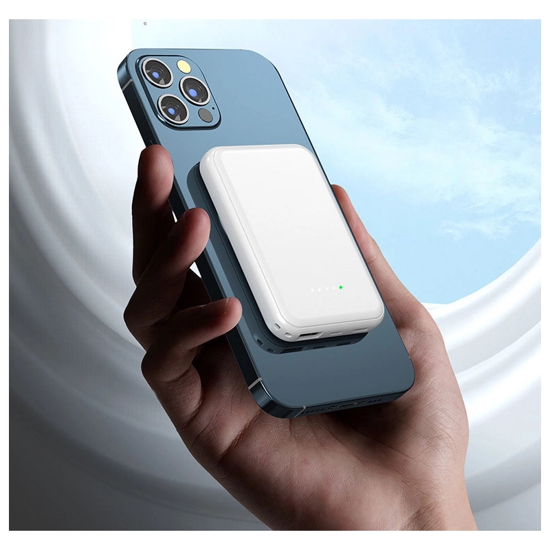 Magnetic Wireless Power Bank 5000 Mah 2