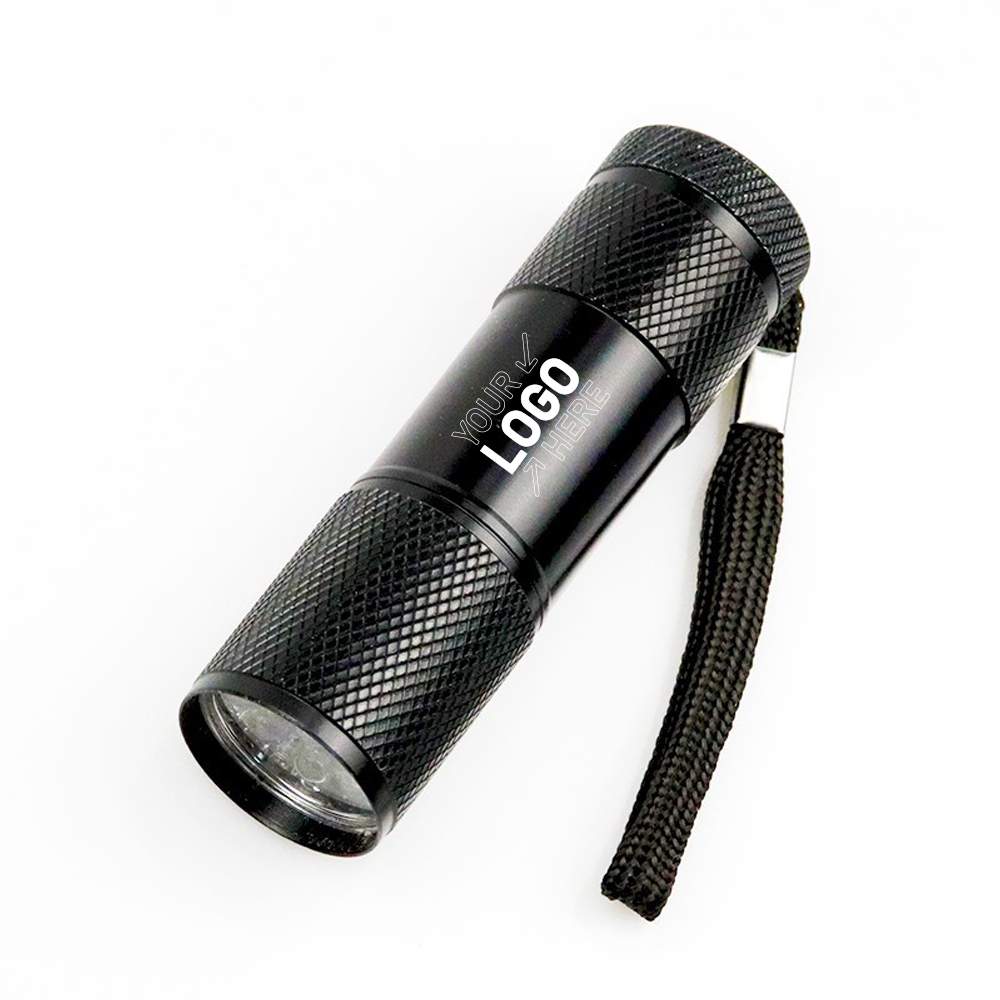 Knurled Mini Flashlight 2