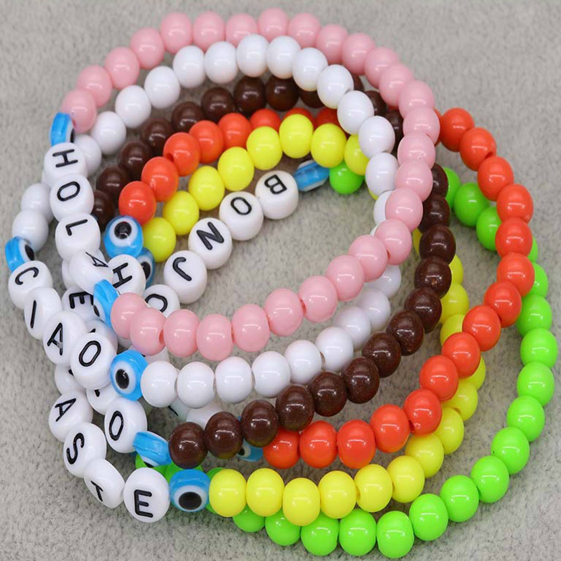 Plastic Handmade fashion letter beaded bracelet 3