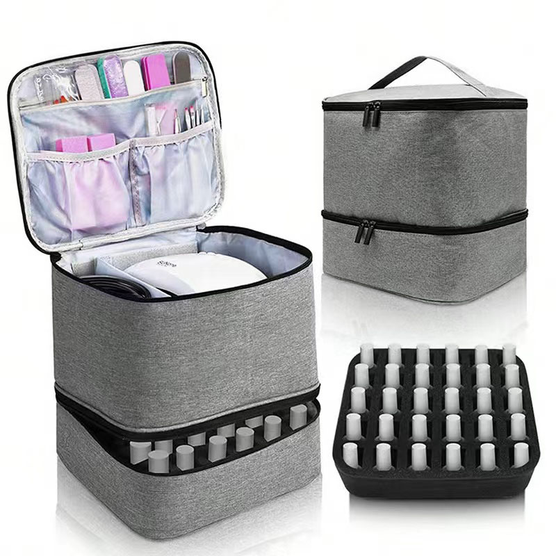 Geometric Grid Large Capacity Travel Makeup Bag 1