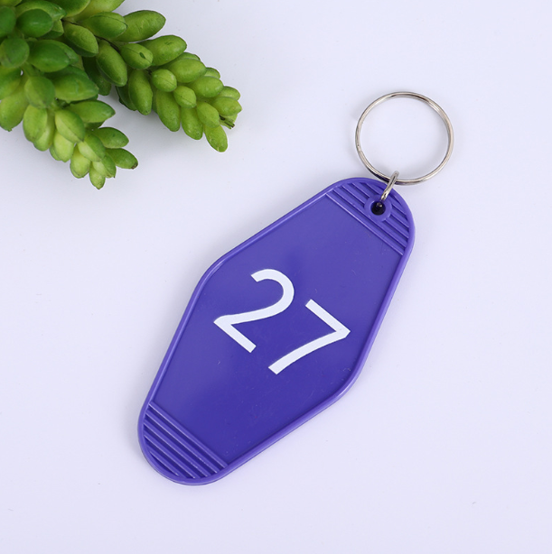VINTAGE MOTEL KEYCHAIN 6