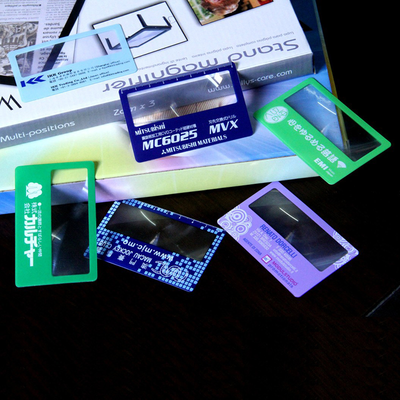 Credit Card Magnifier 3