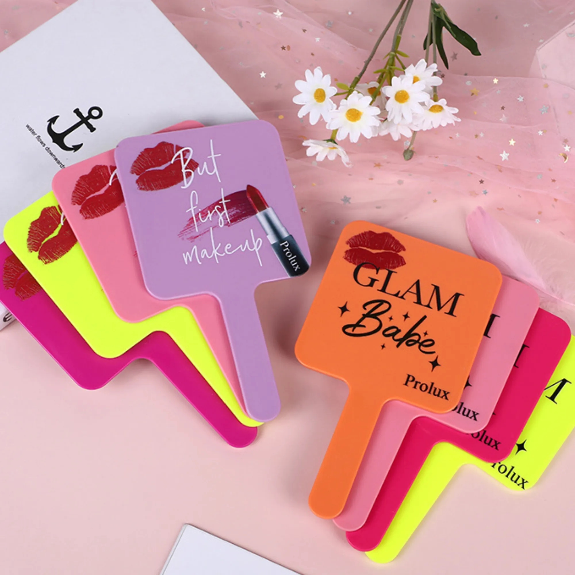 Portable Mini Makeup Mirror With Handled 3