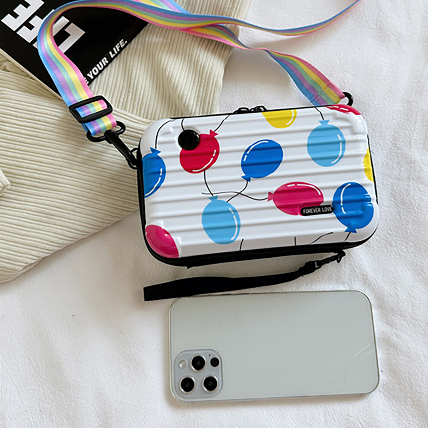 Fashion PVC Makeup Bag with Innovative Custom Design 3
