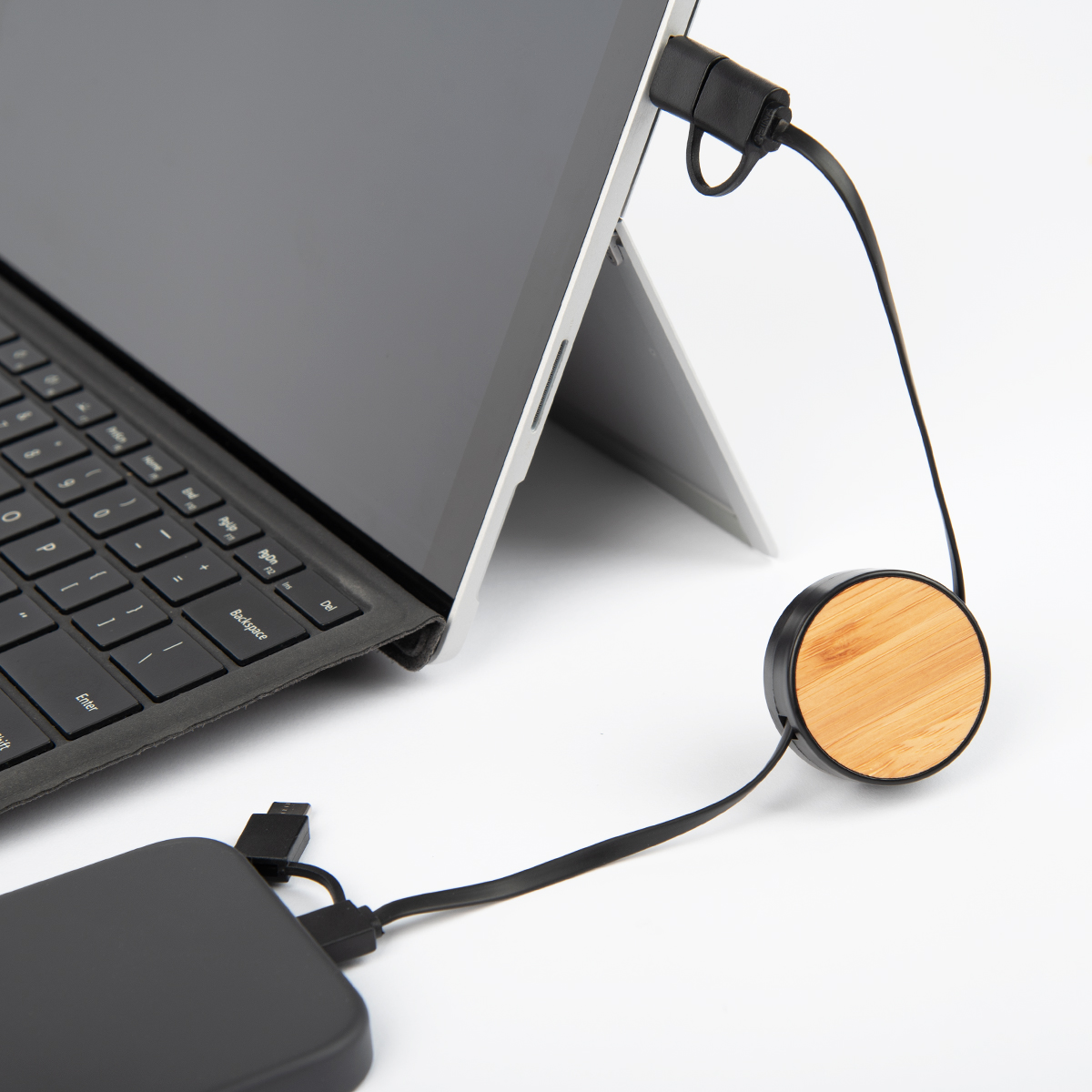 Bamboo Retractable 3-in-1 Charging Cable 3