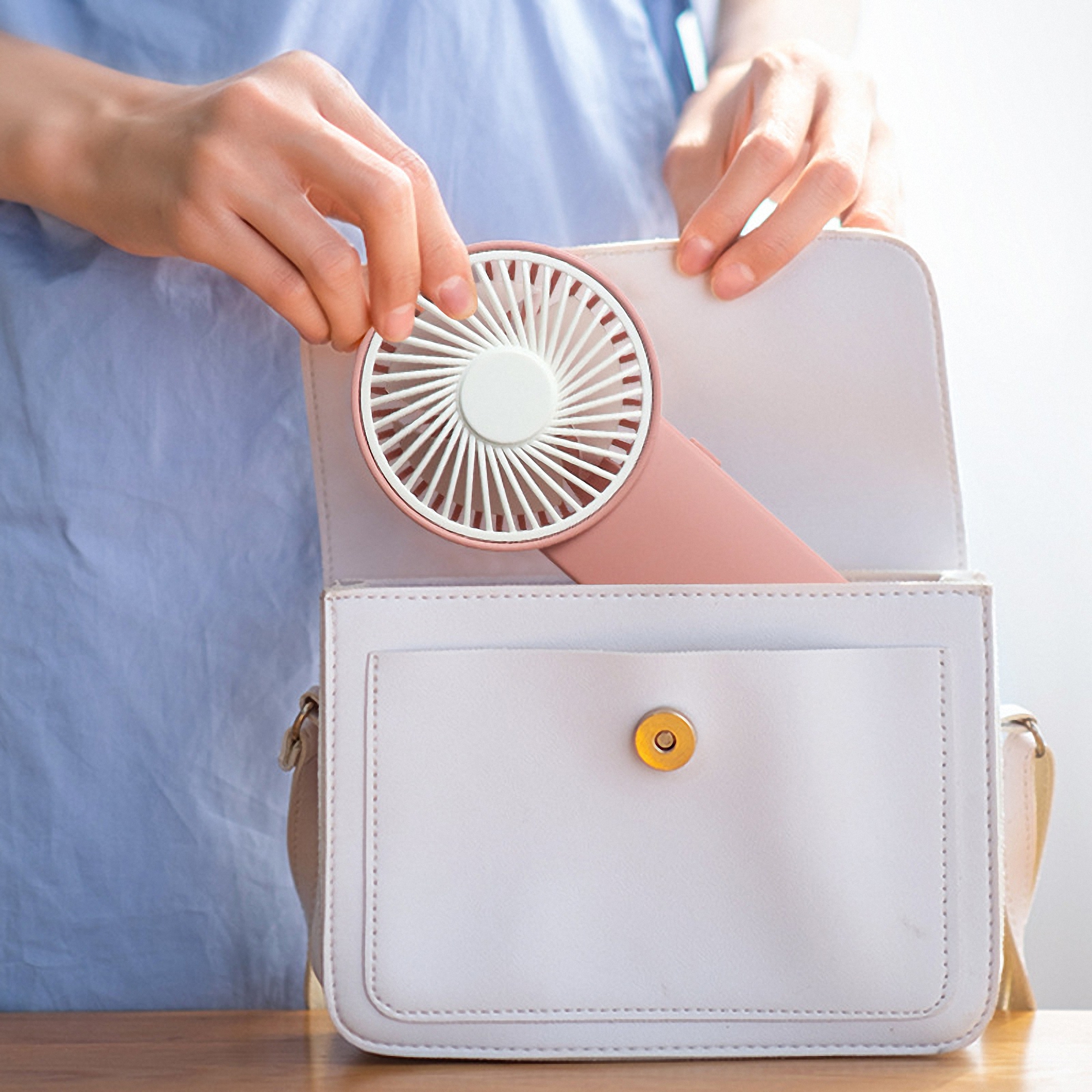 Compact Handheld Mini Fan 2