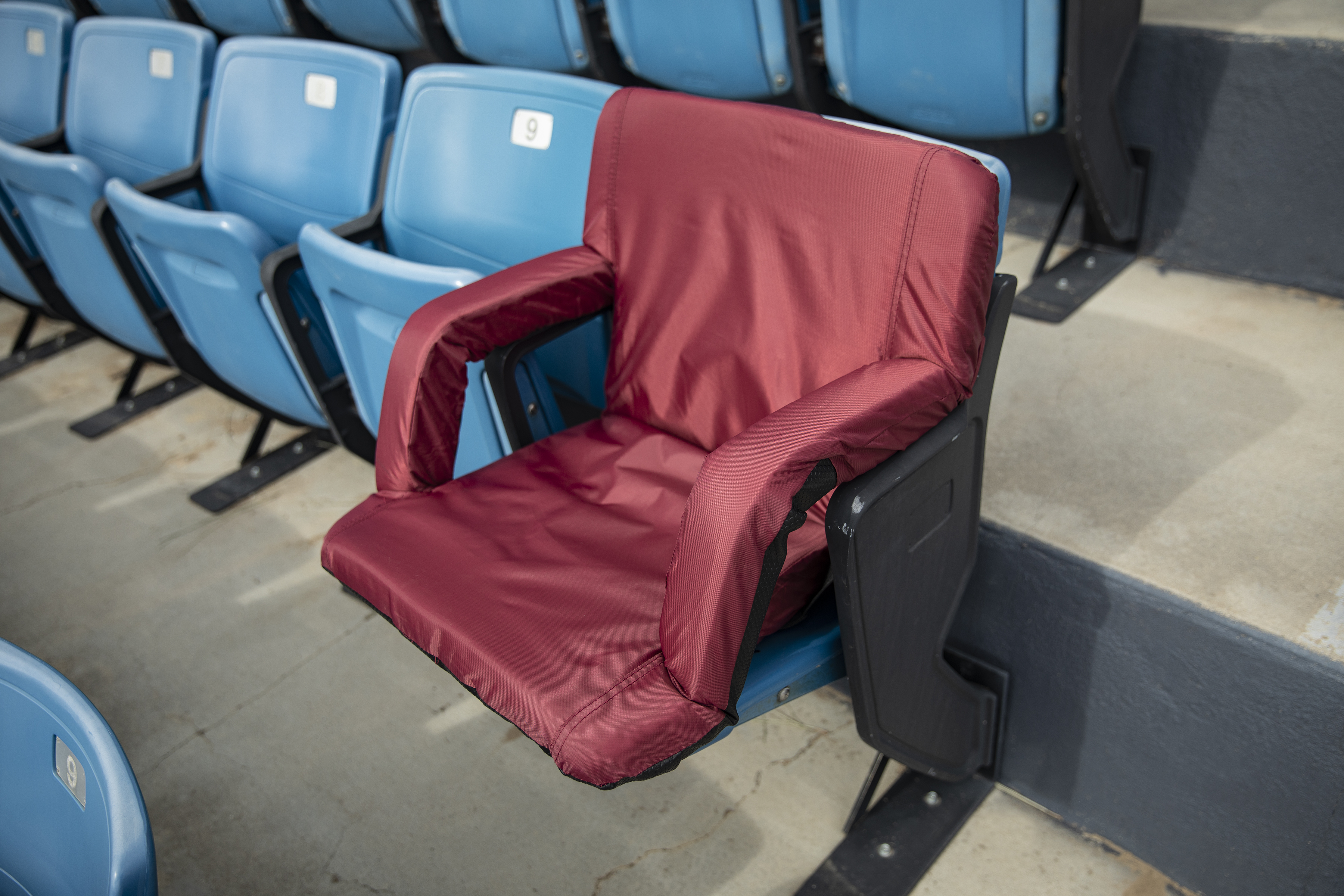 Ventura Portable Reclining Stadium Seat 5