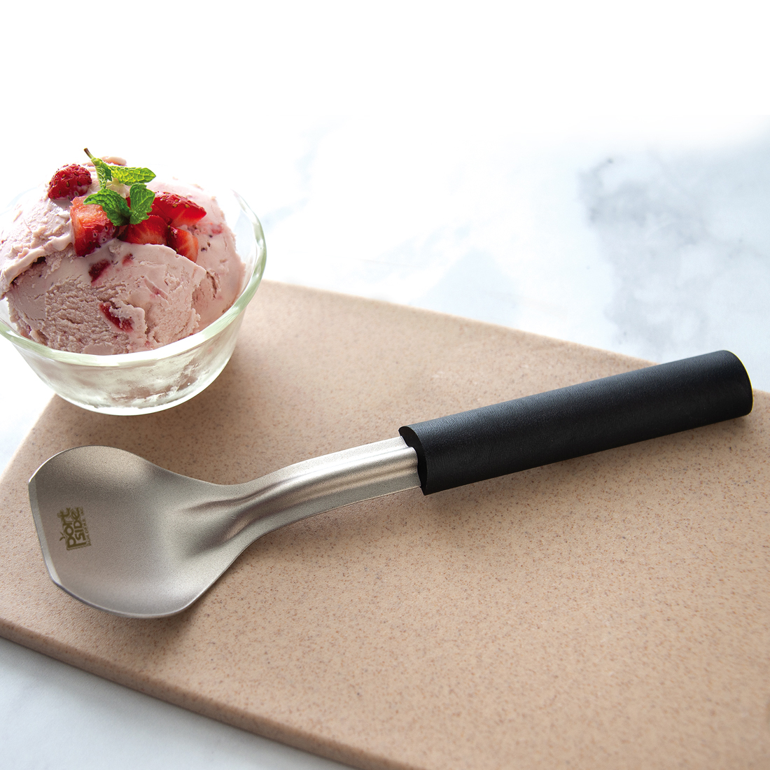 Ice Cream Scoop w/Black Handle 3