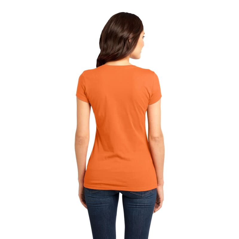 District Women's Fitted Very Important Tee . 170