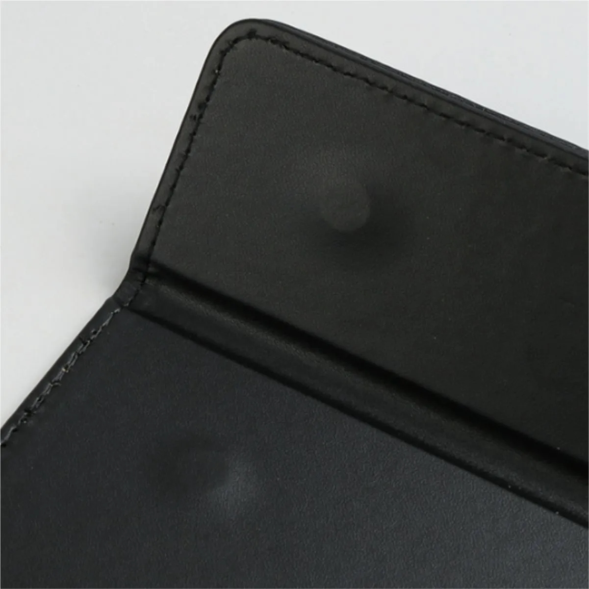 A4 PU Leather Padfolio With Pen Loop And Flap 2