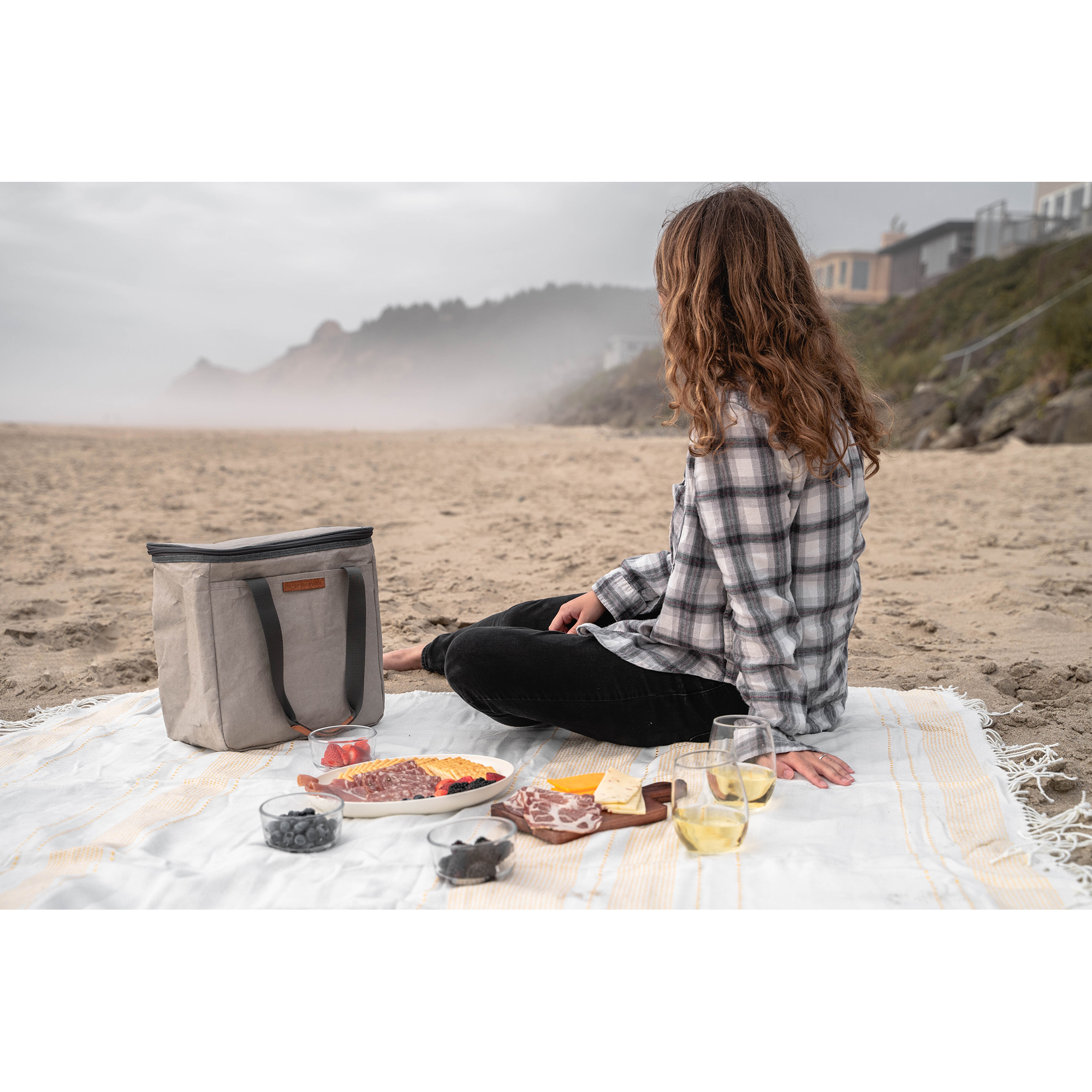 Out of the Woods® Dolphin Cooler 8