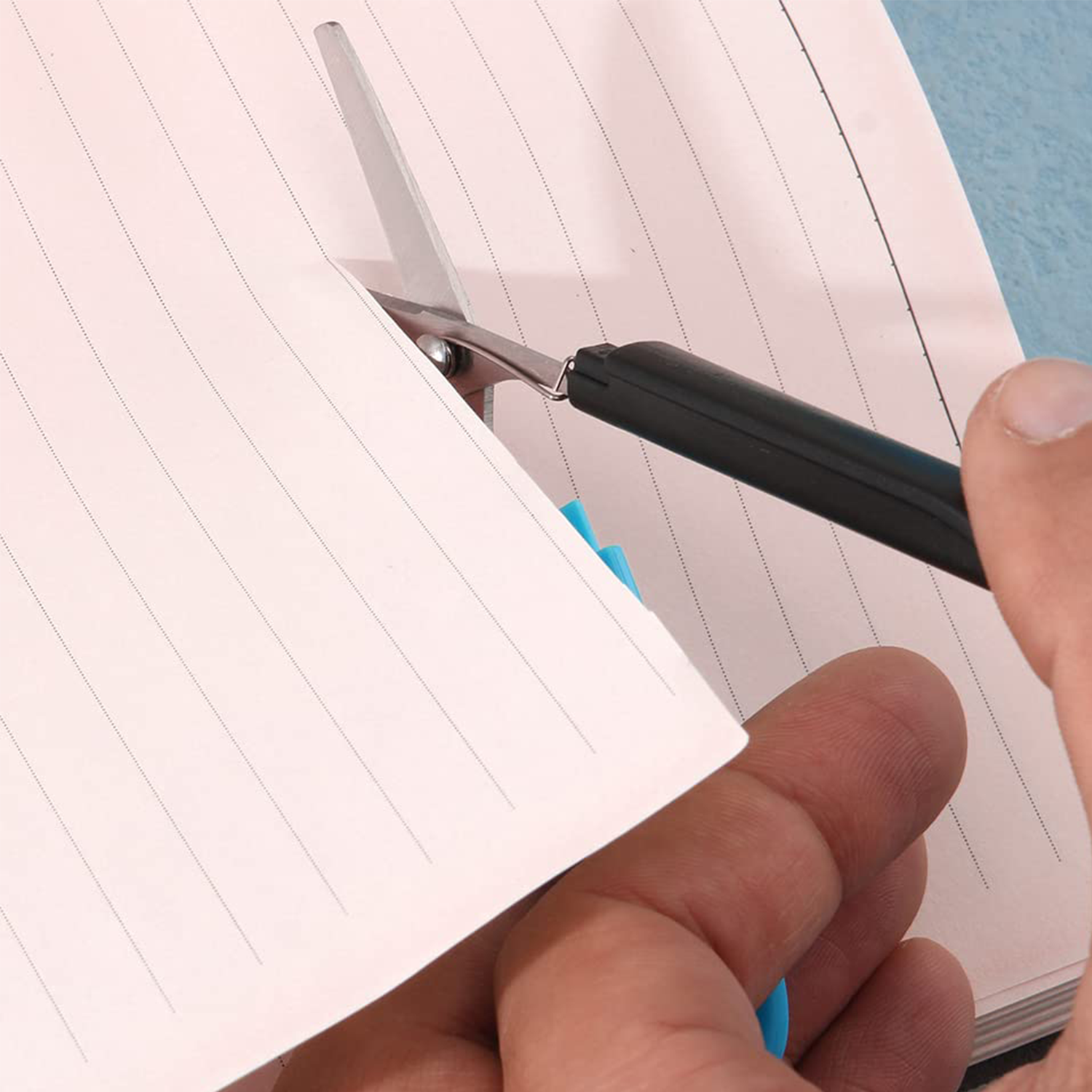 Portable Creative Folding Scissors 4