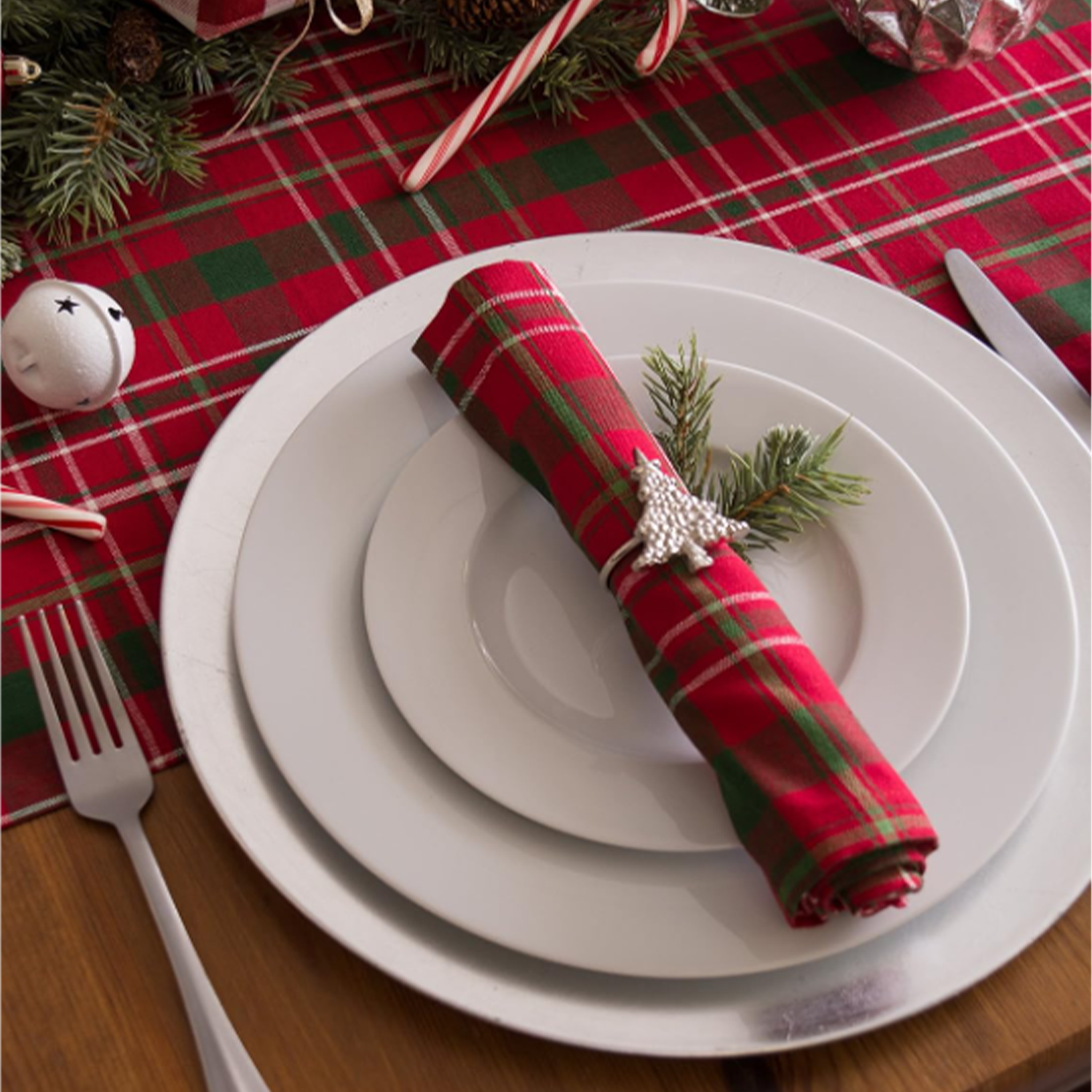 Christmas table flag and tablecloth 4
