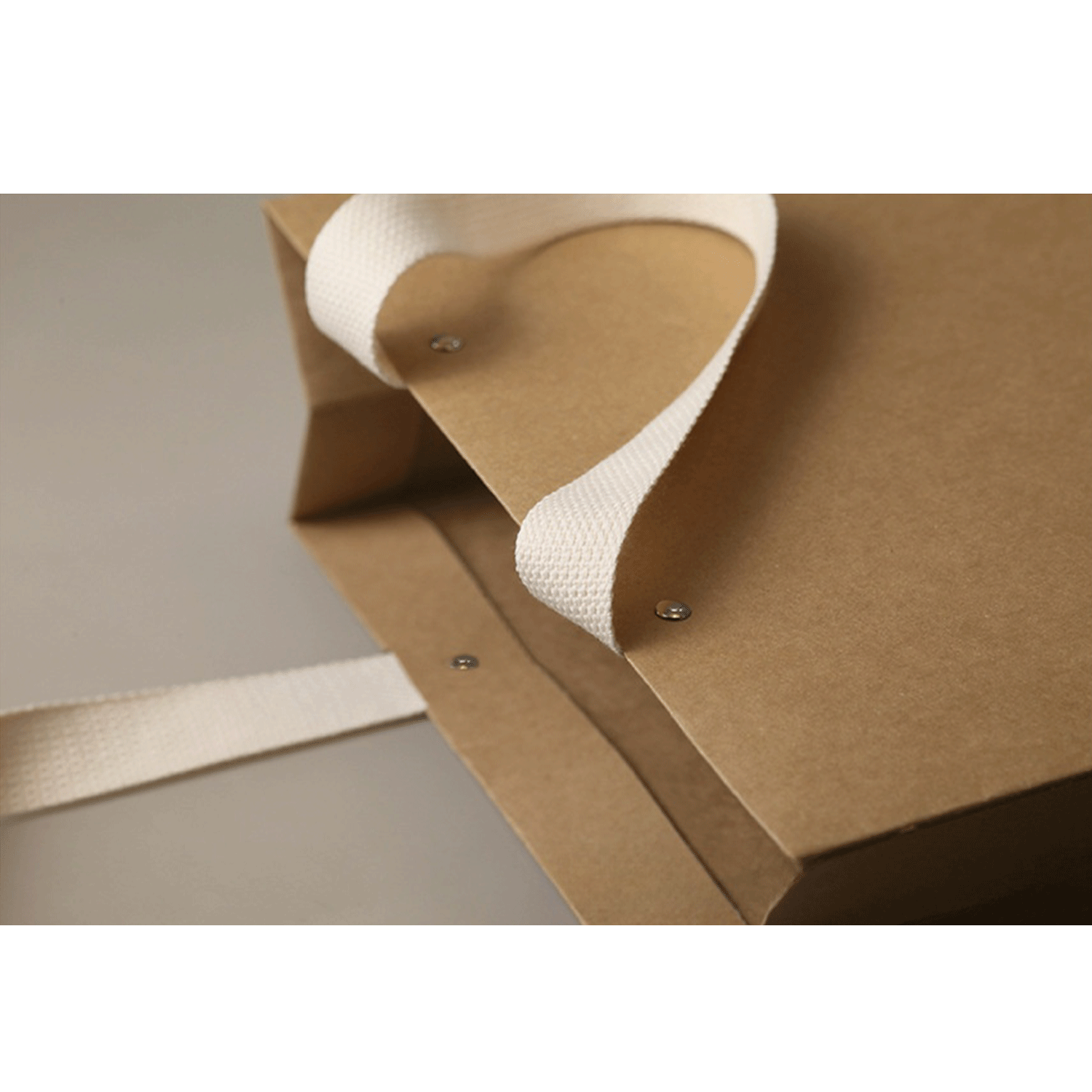 High Quality Brown Cardboard Shopping Paper Bag W/ Handles 4