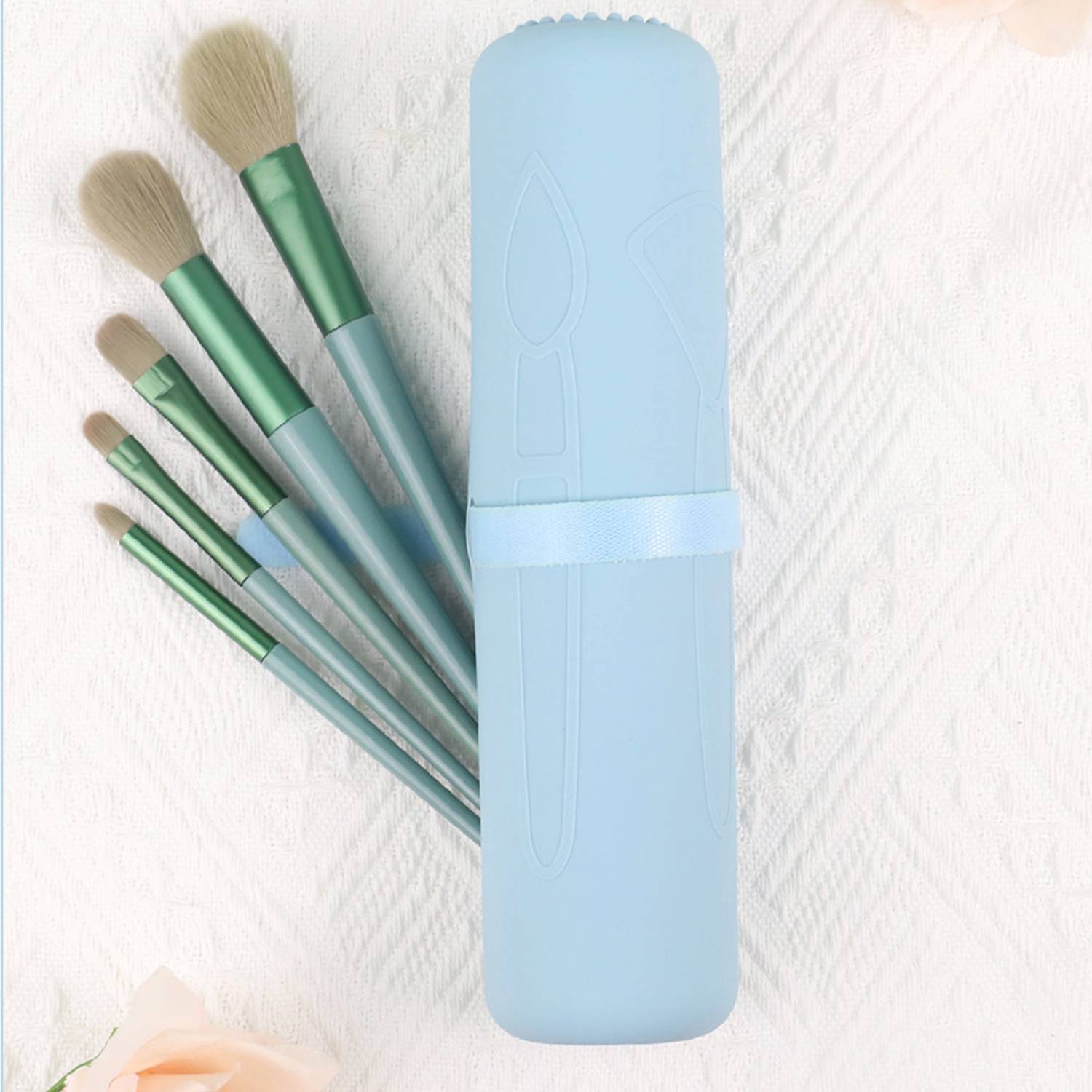 Portable Lipstick Eyeliner Brush Silicone Storage Bag 5
