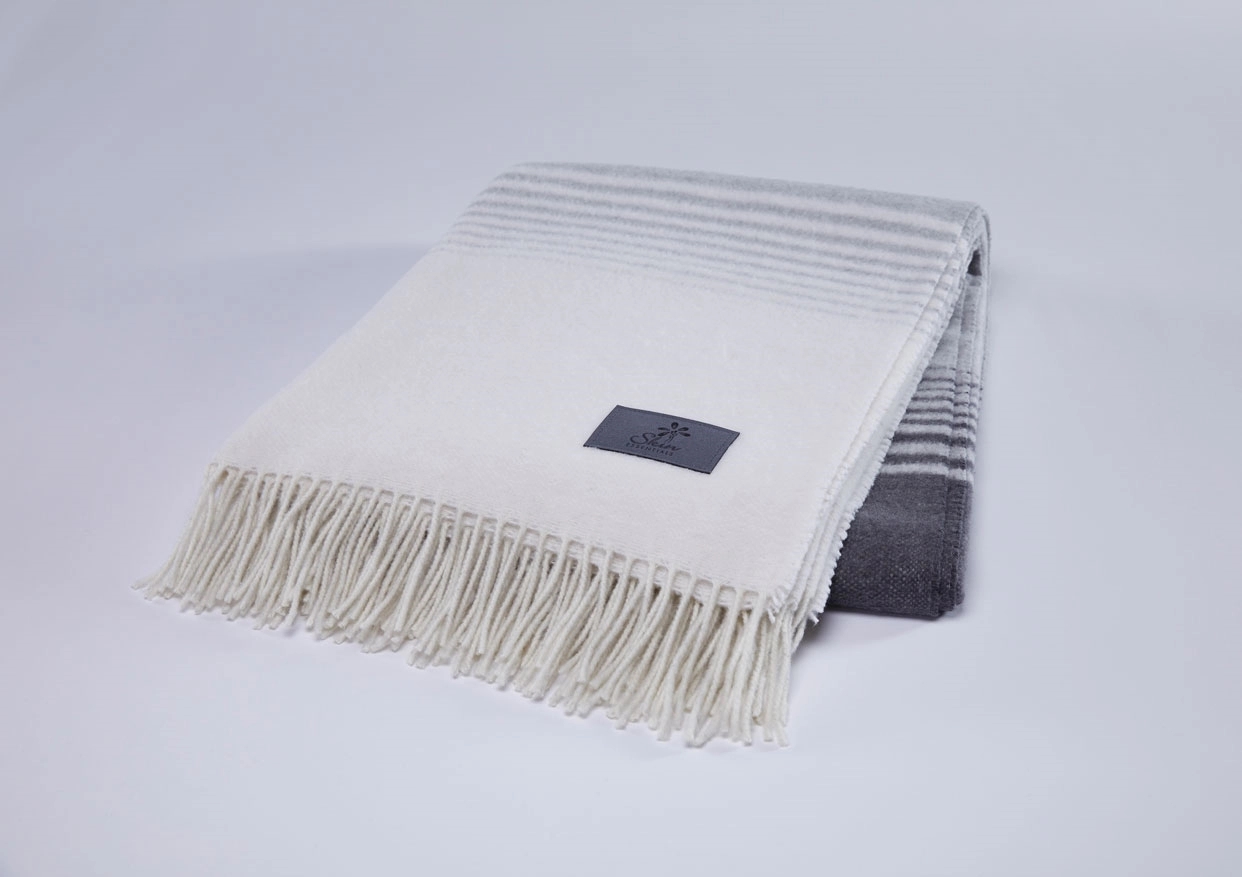Capri Fringed Throw