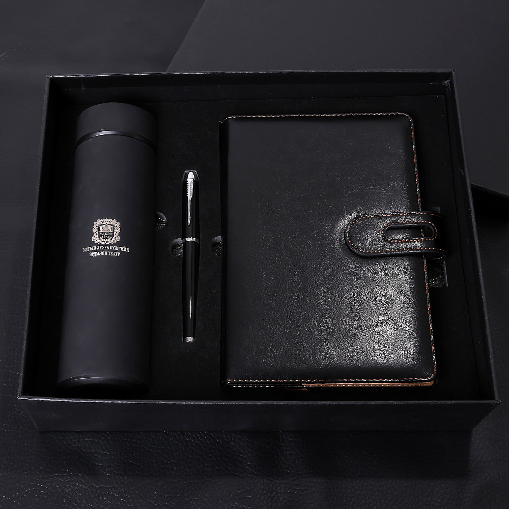 Luxury 3-Piece Signature Pen Gift Set 1