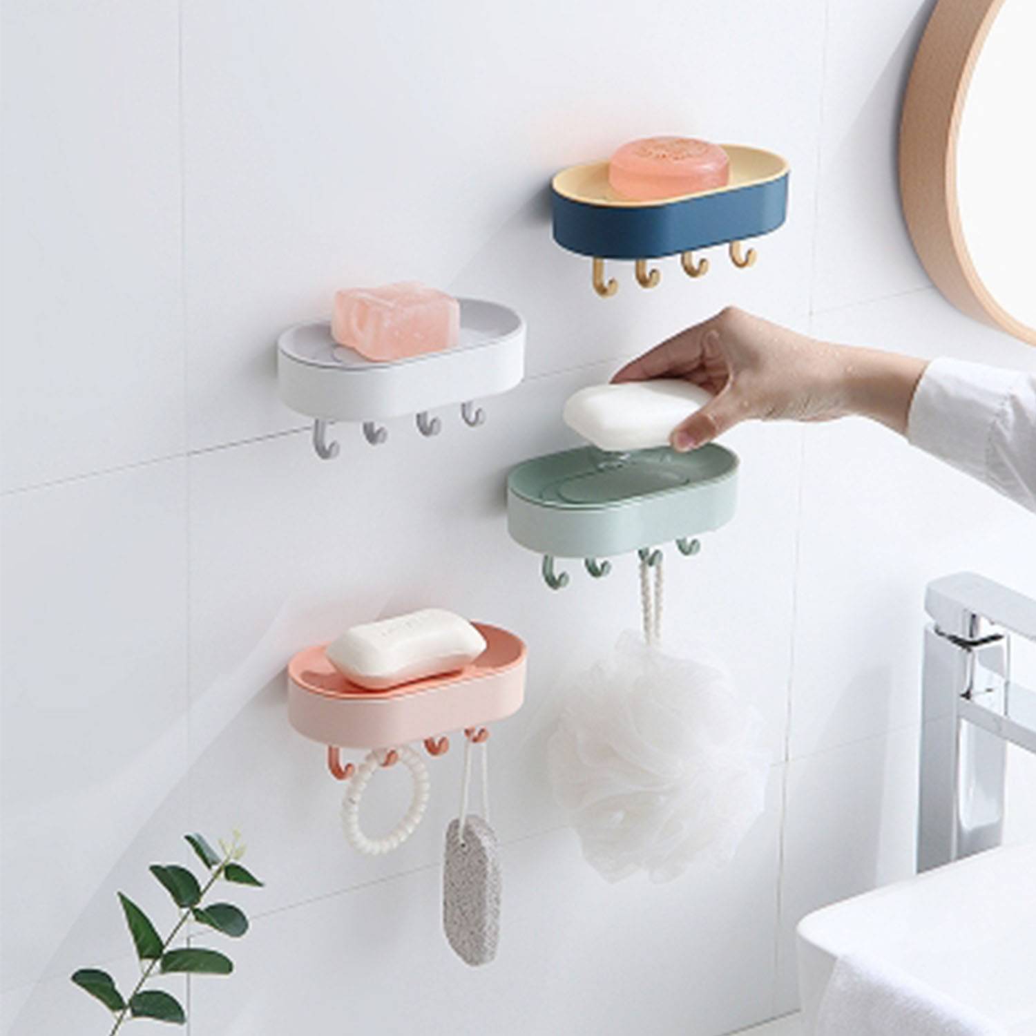 Wall-mounted bathroom soap box without drilling holes 2