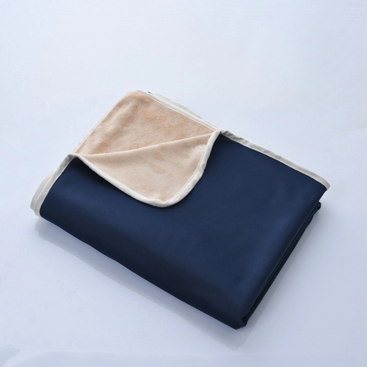 Cooling Blanket Absorbs Heat To Keep 5