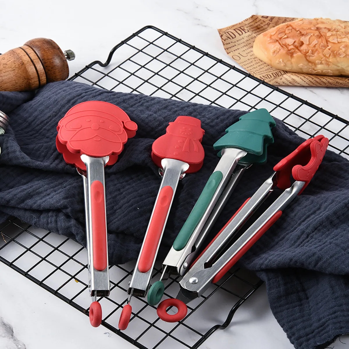 Christmas Style Stainless Steel Kitchen Tongs 2
