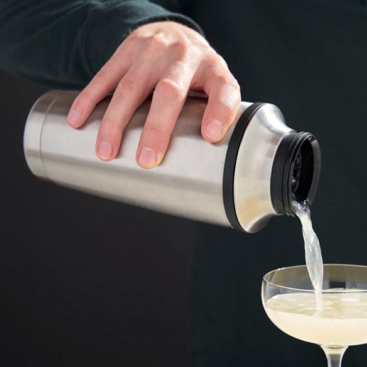 Viski® Alchemi Vacuum Insulated Shaker 2