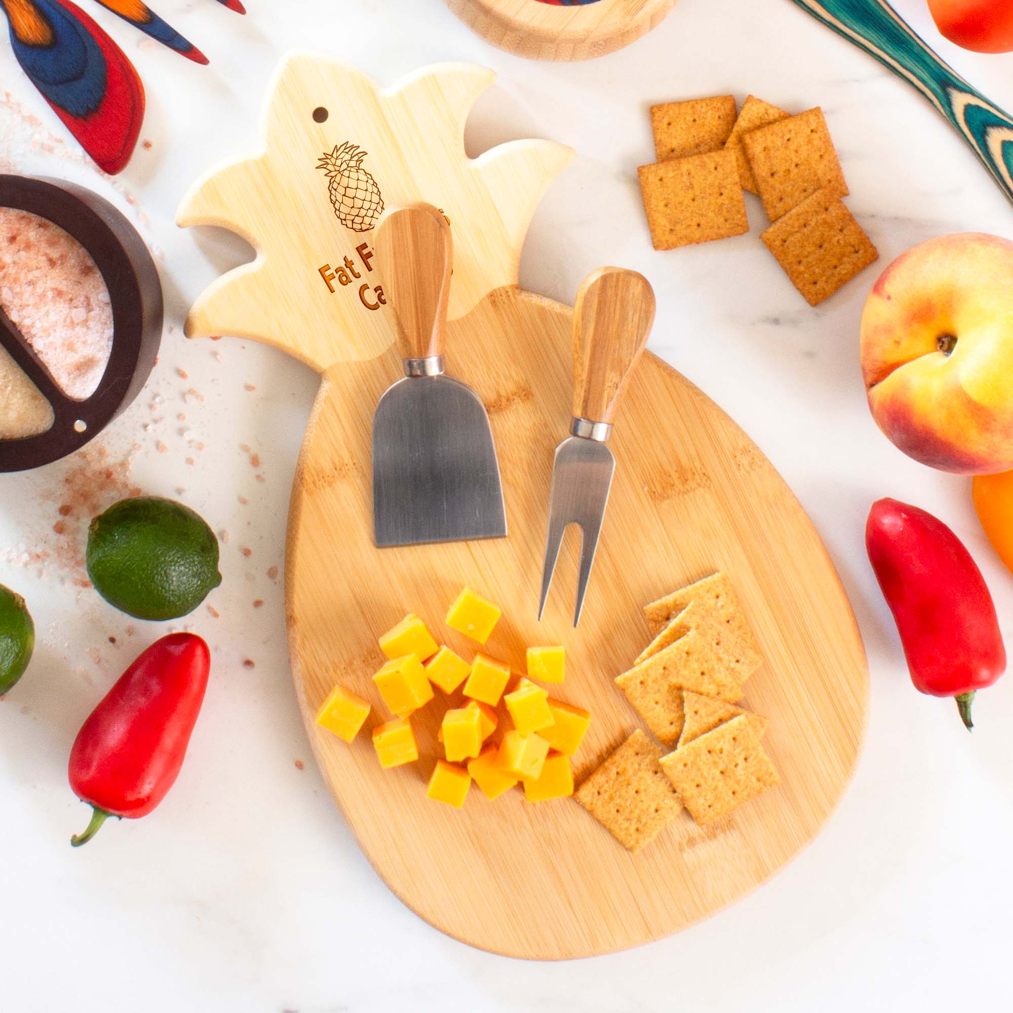 Pineapple Cutting & Serving Board 1